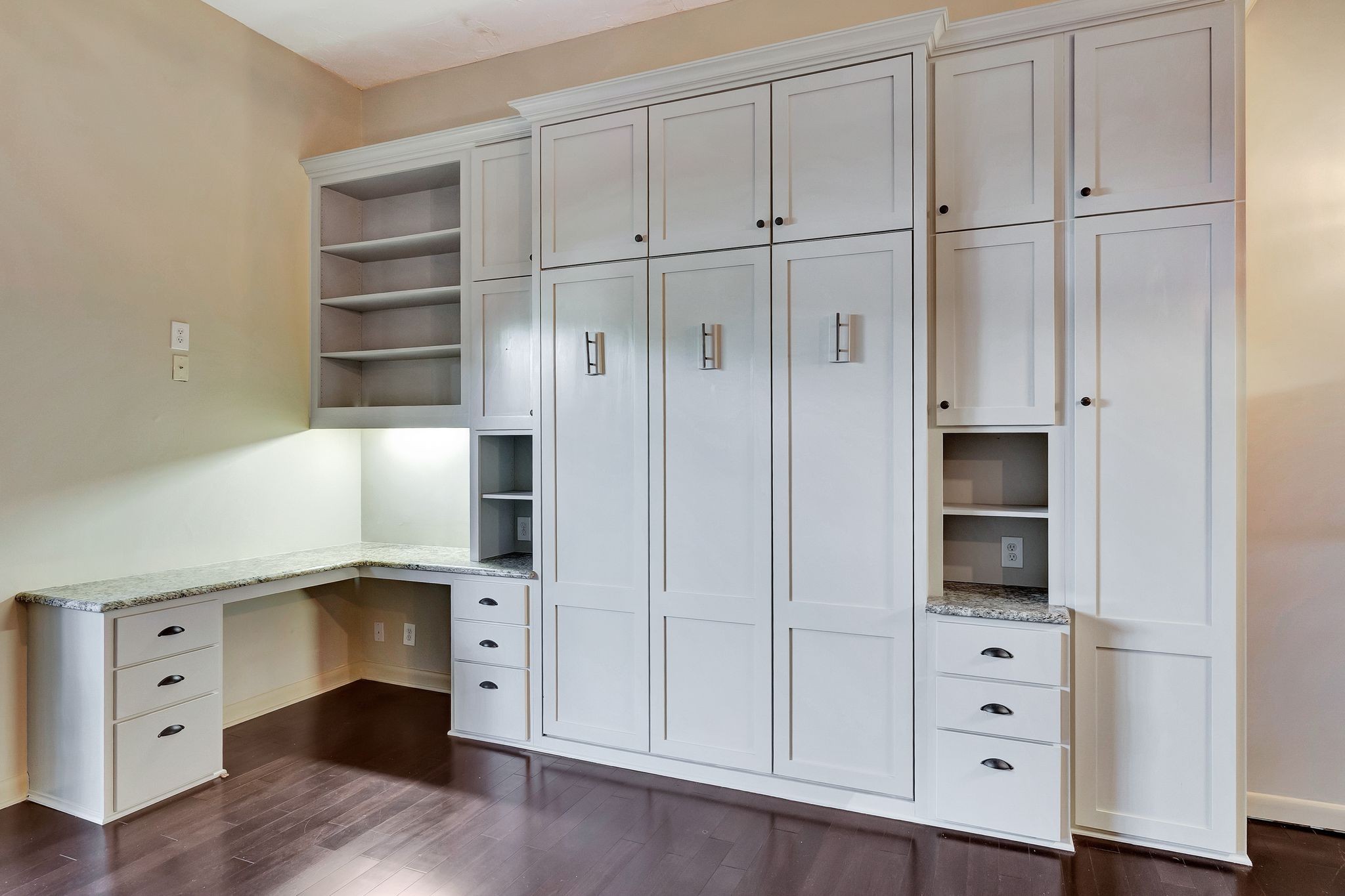 4215 Harding Pike Unit: 106