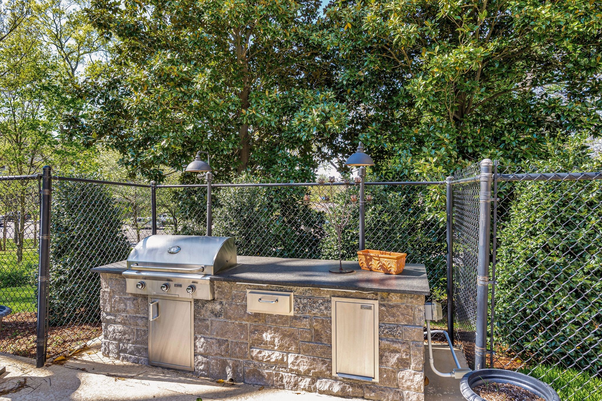 4215 Harding Pike Unit: 106