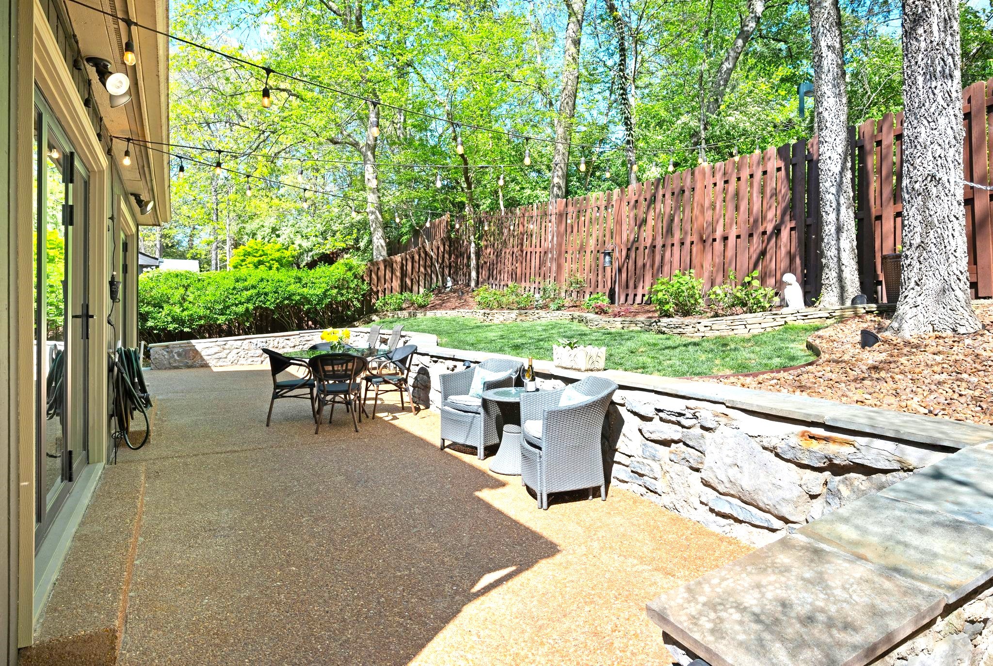 516 Harpeth Trace Dr