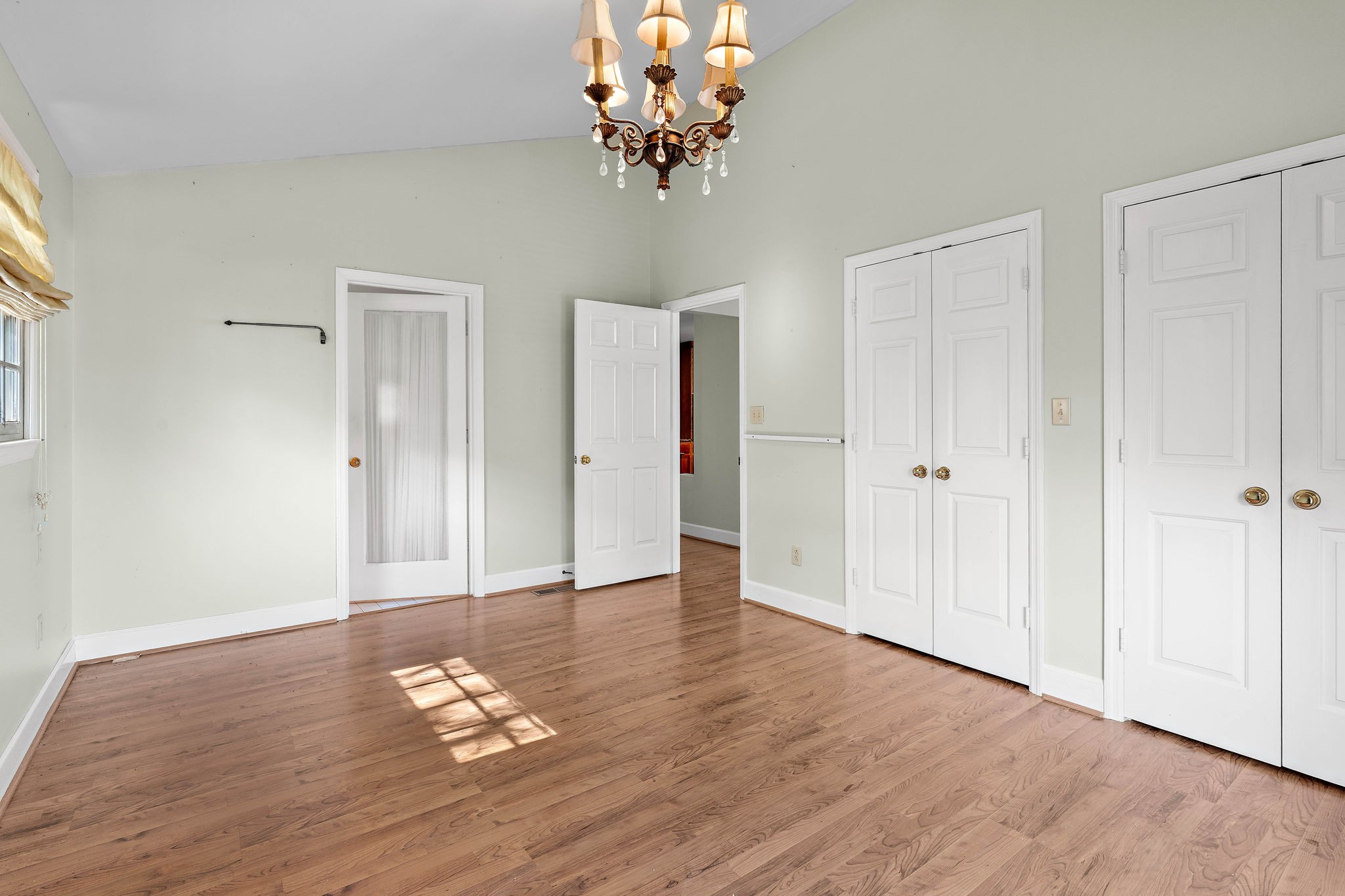 2418 Abbott Martin Rd