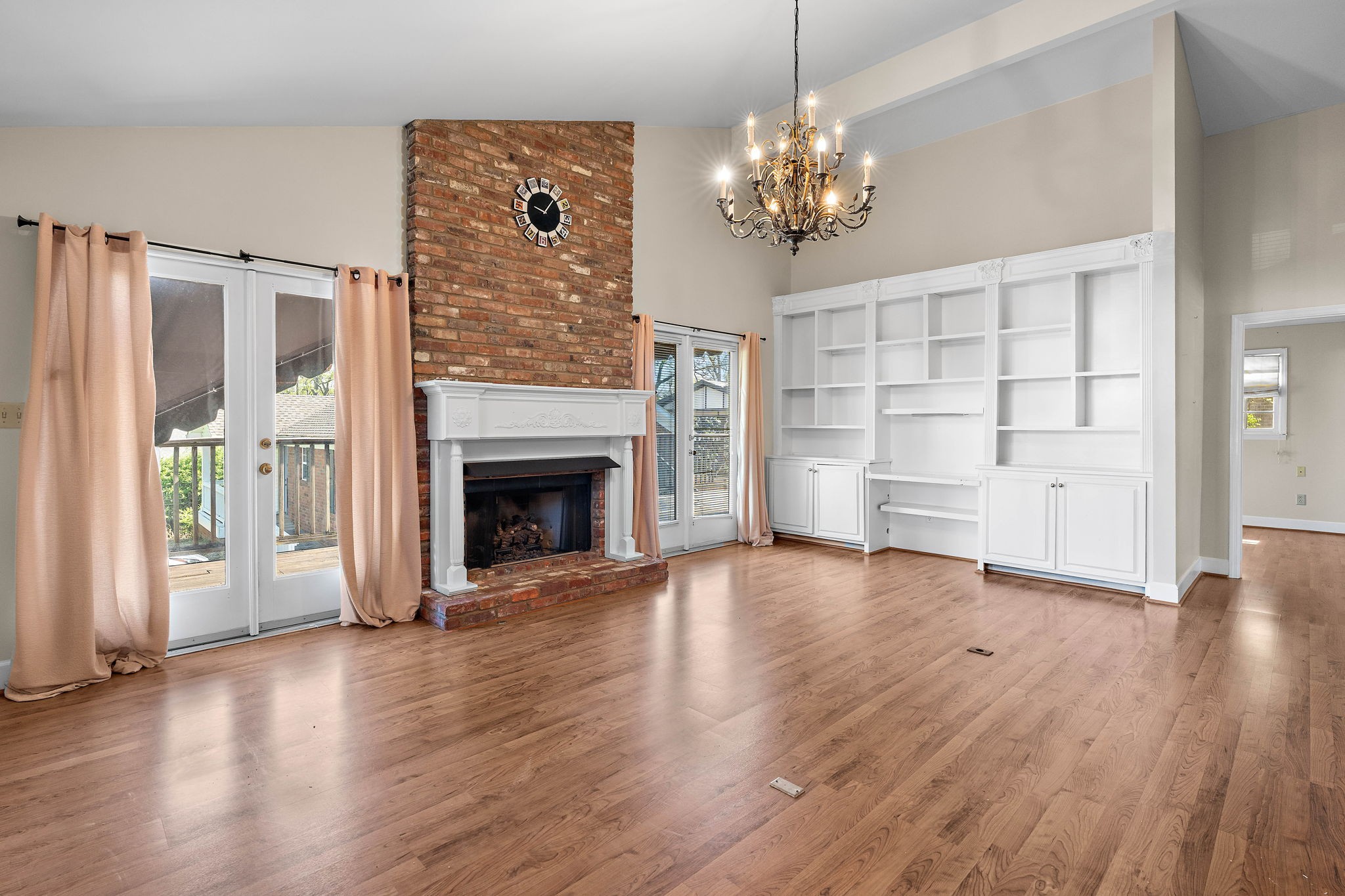2418 Abbott Martin Rd