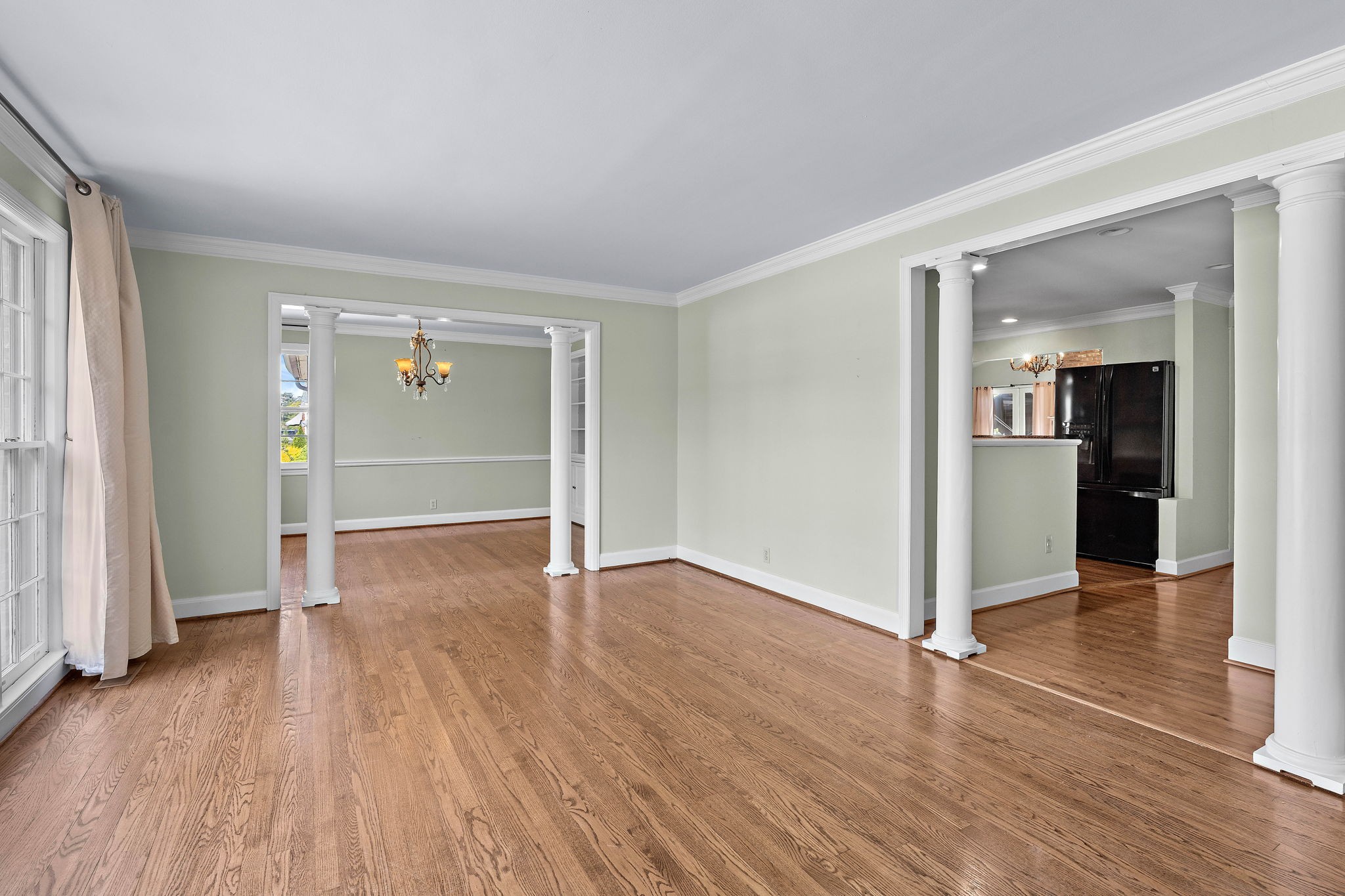 2418 Abbott Martin Rd