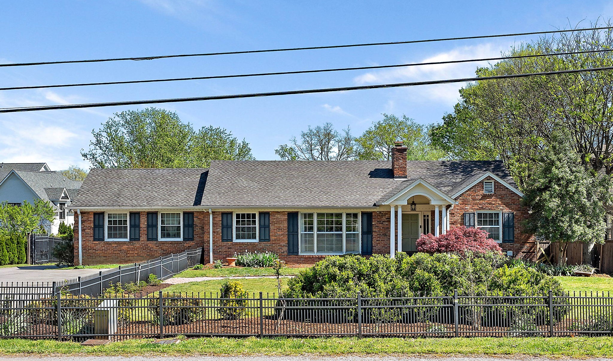 2418 Abbott Martin Rd