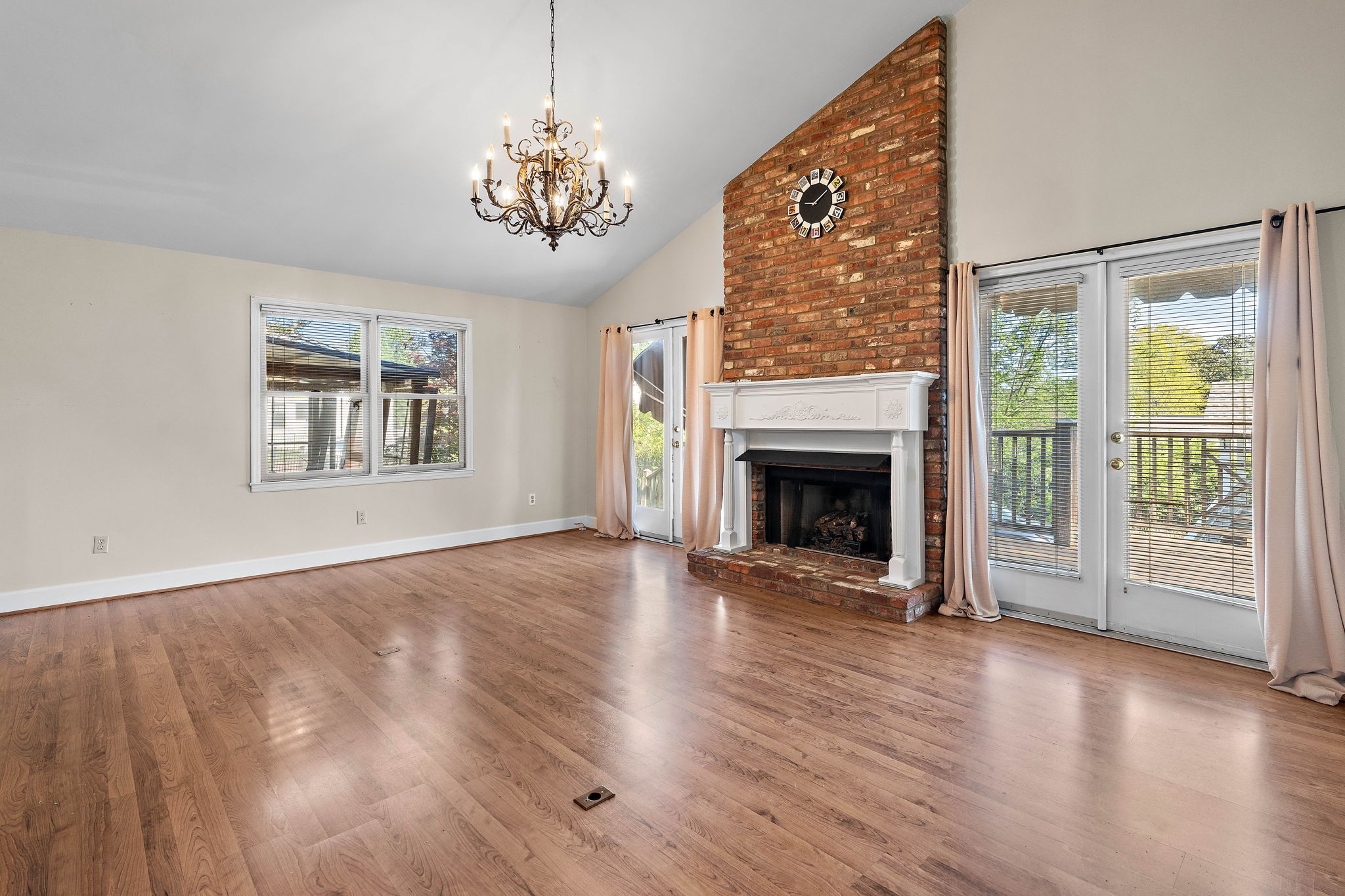 2418 Abbott Martin Rd