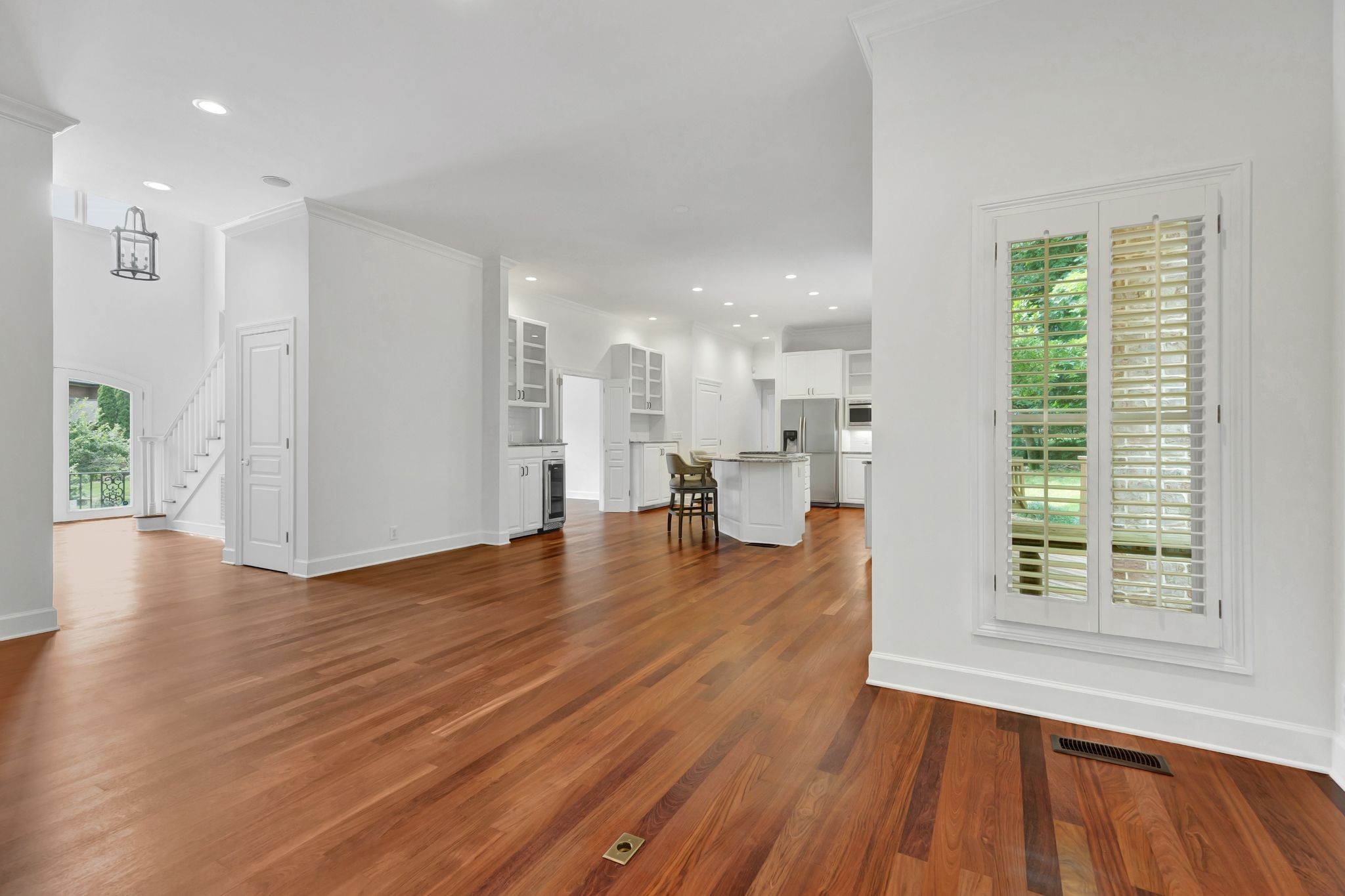 128 Abbeywood Dr