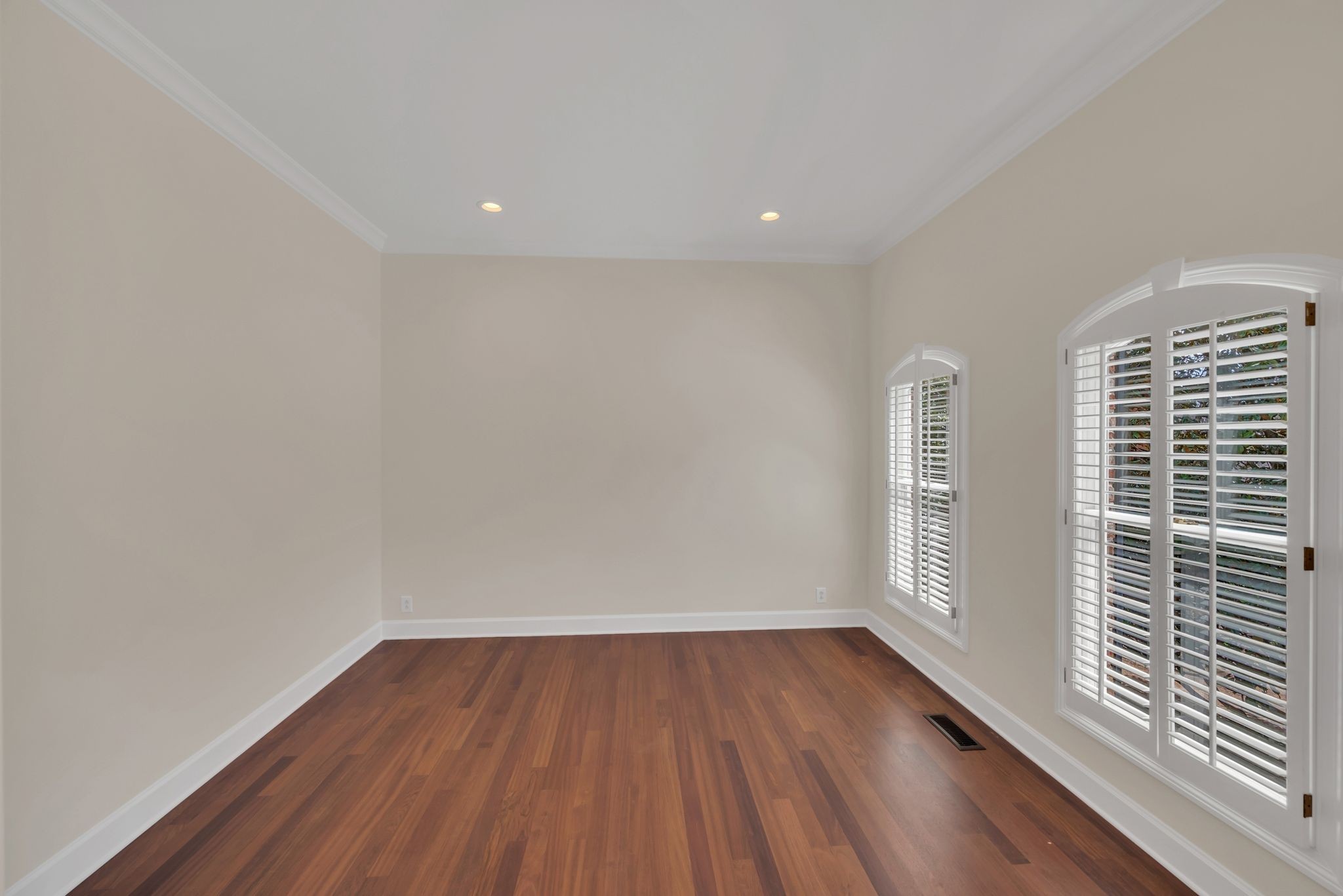 128 Abbeywood Dr