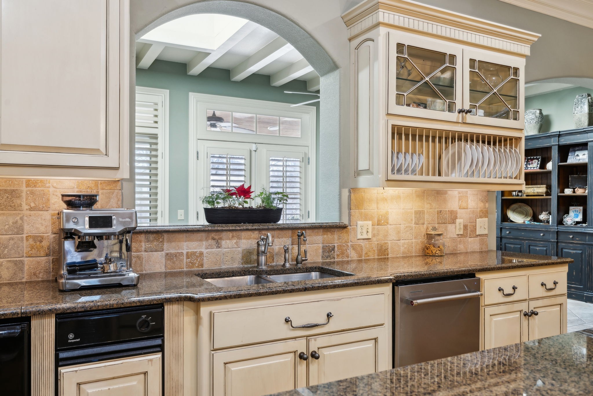 504 Lake Valley Ct