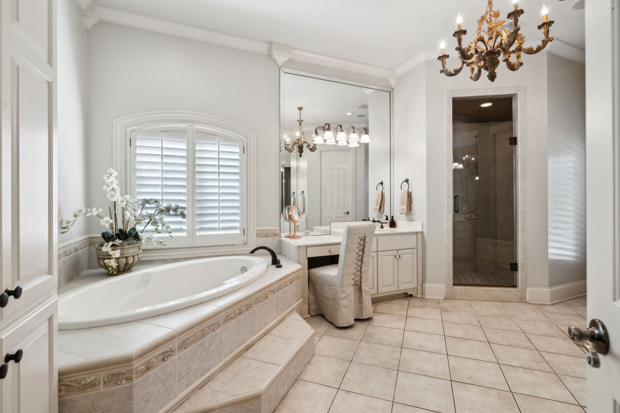 504 Lake Valley Ct