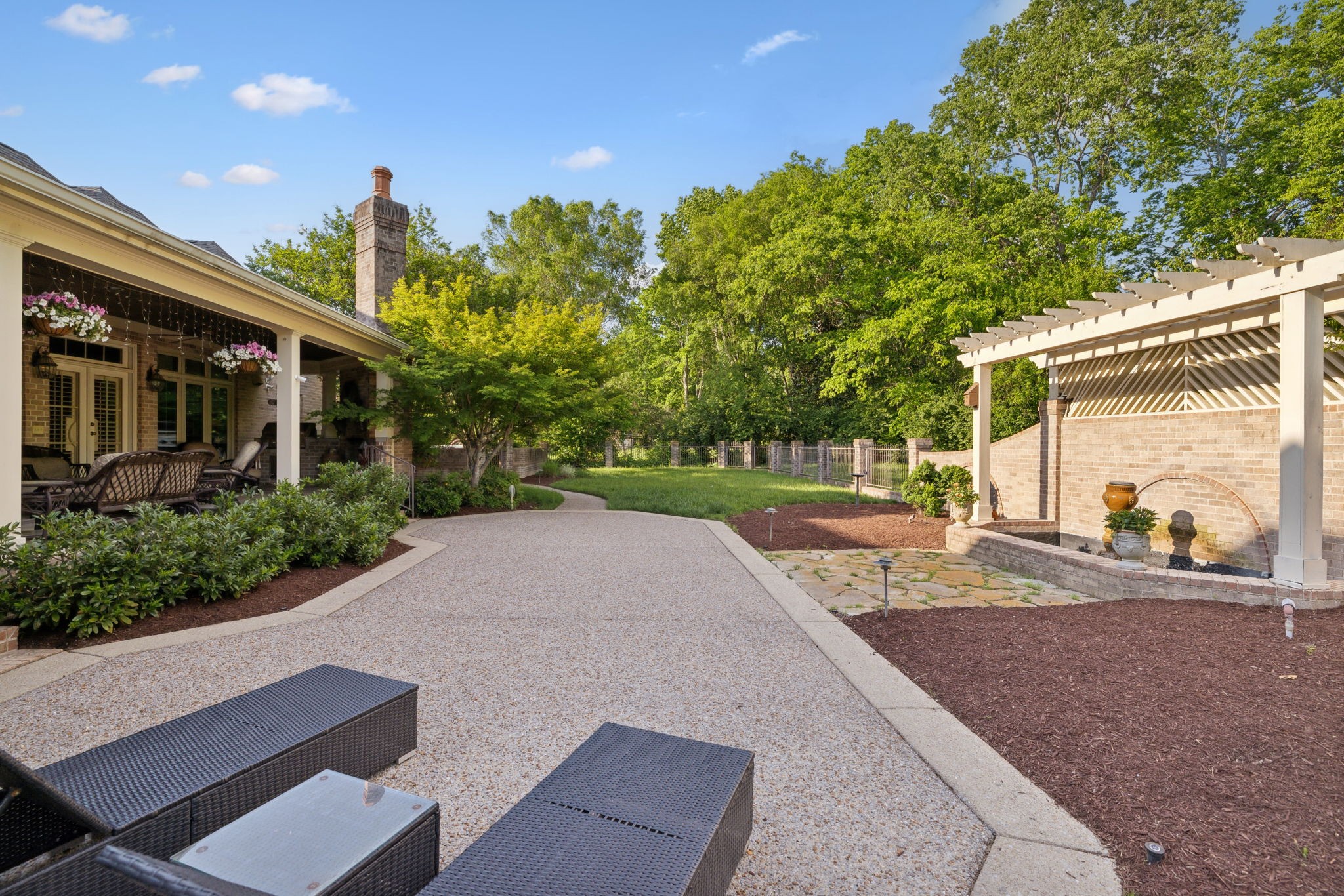 504 Lake Valley Ct