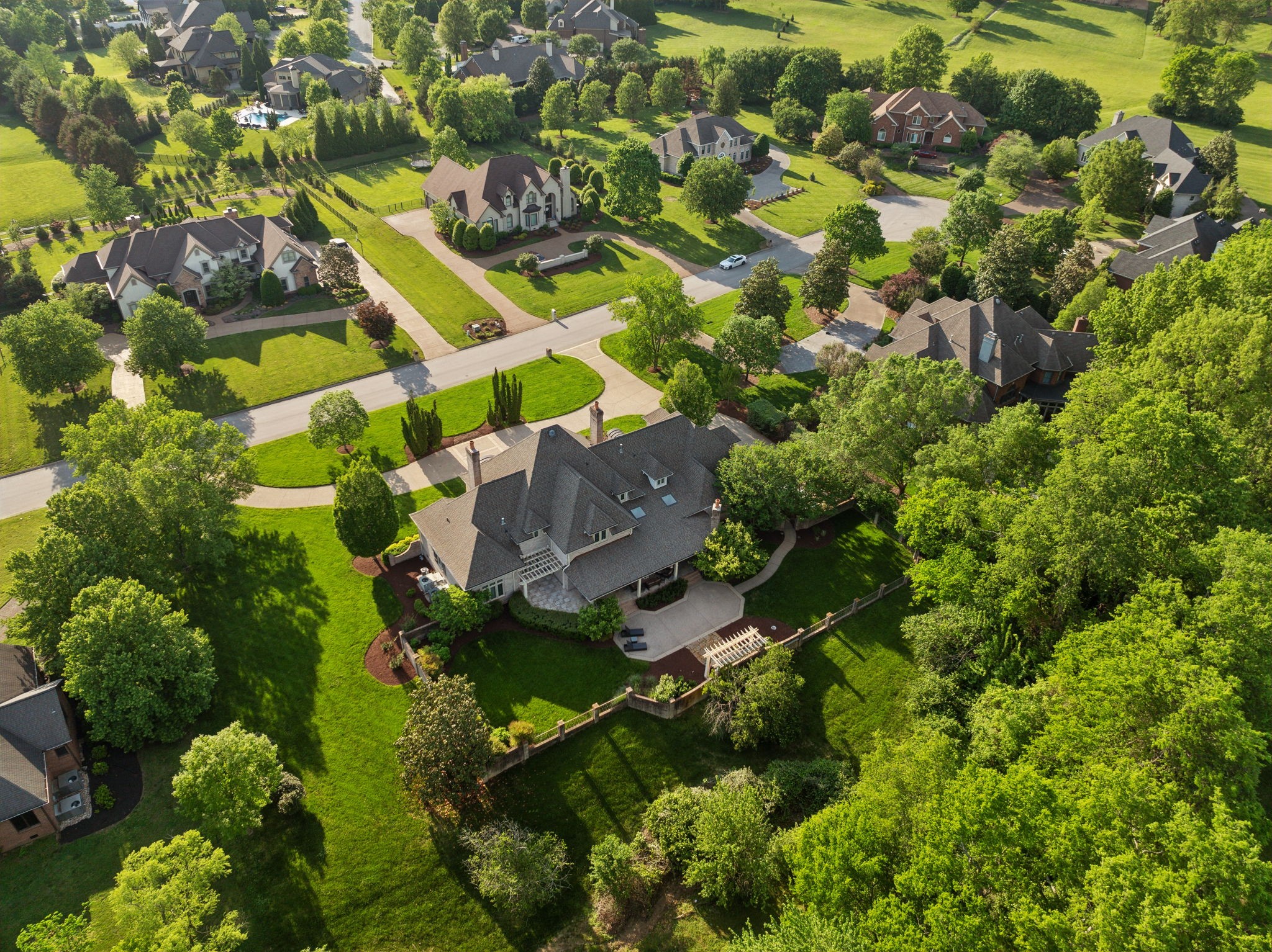 504 Lake Valley Ct