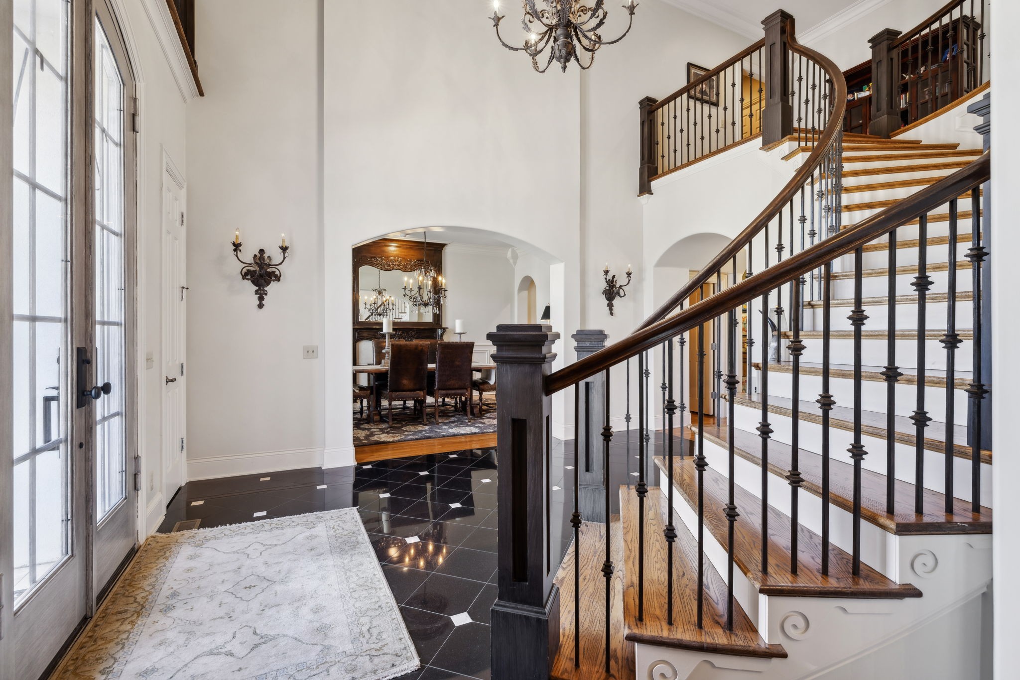 504 Lake Valley Ct