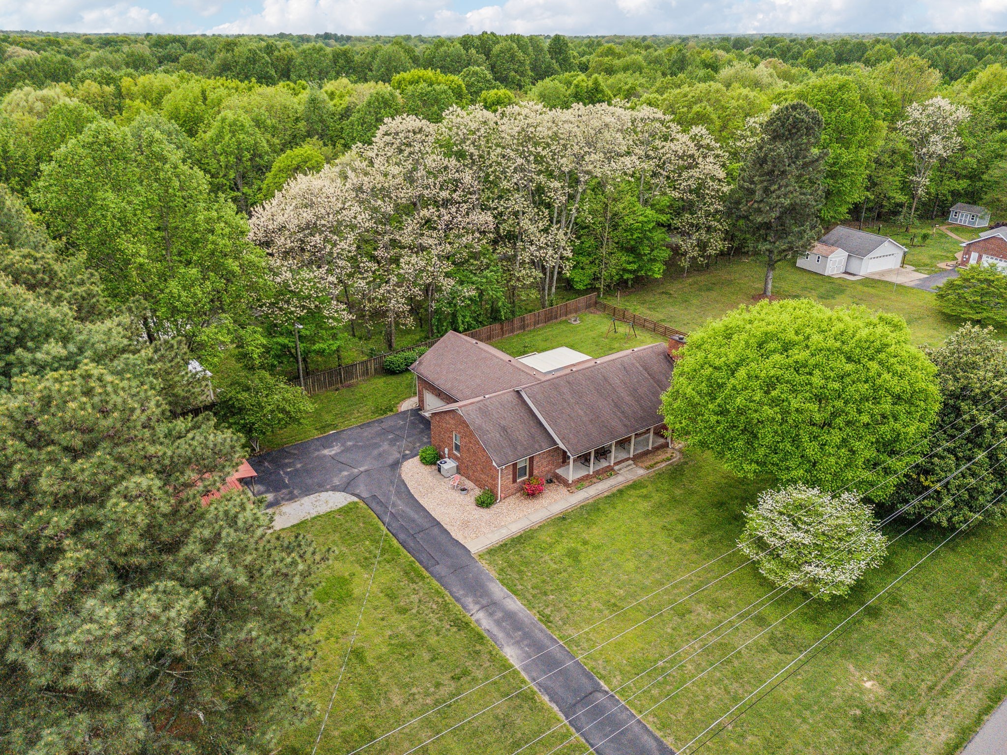 1414 Hidden Trails Dr