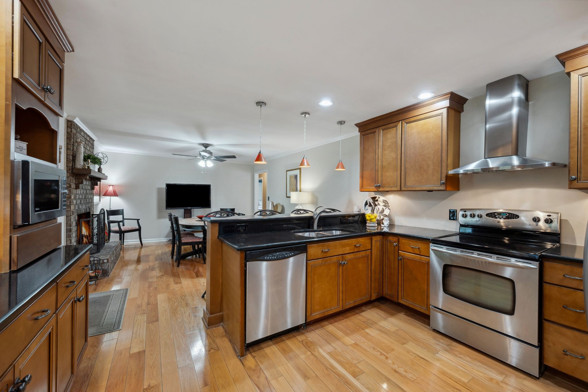 7330 Rolling River Pkwy