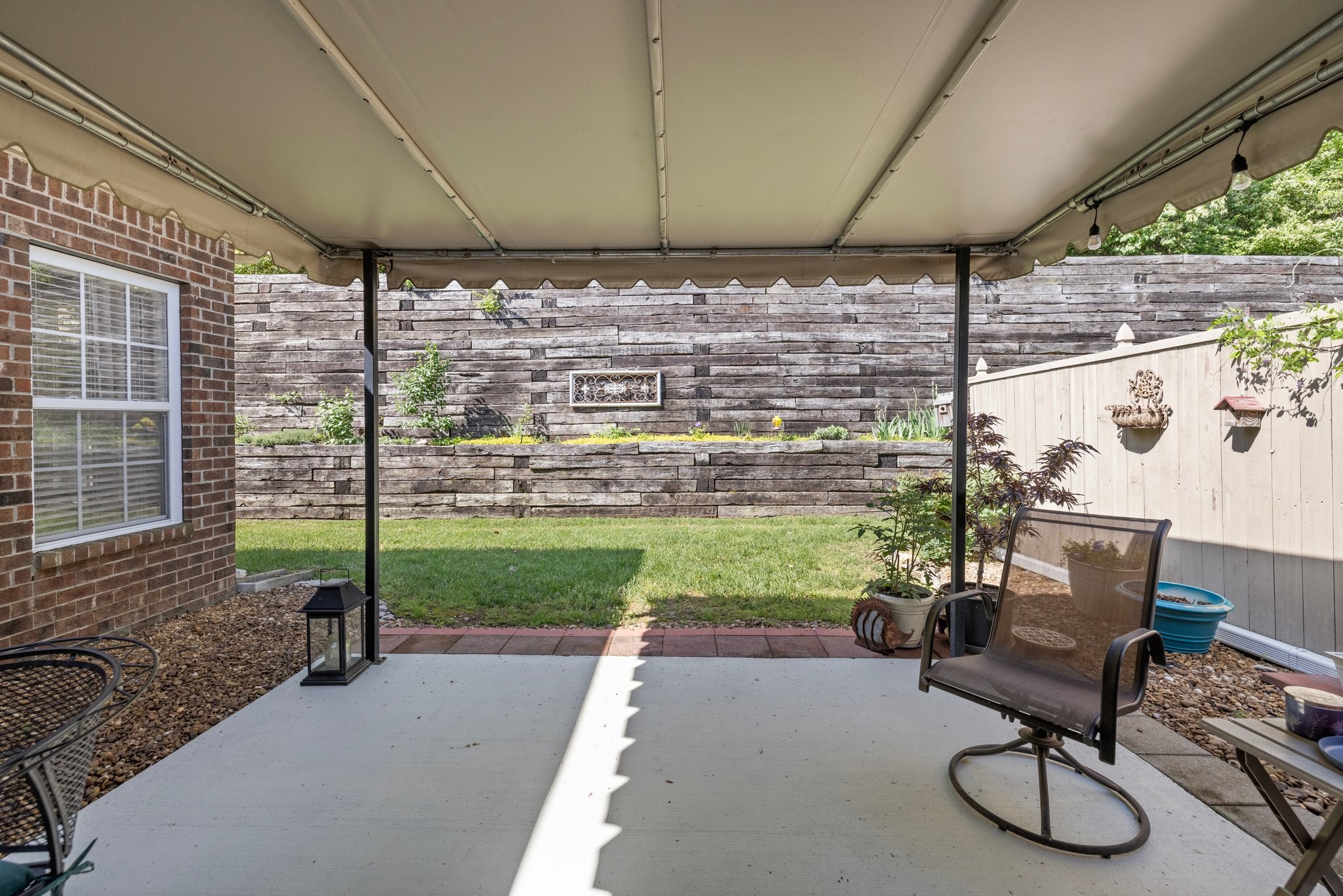 252 Wrennewood Ln