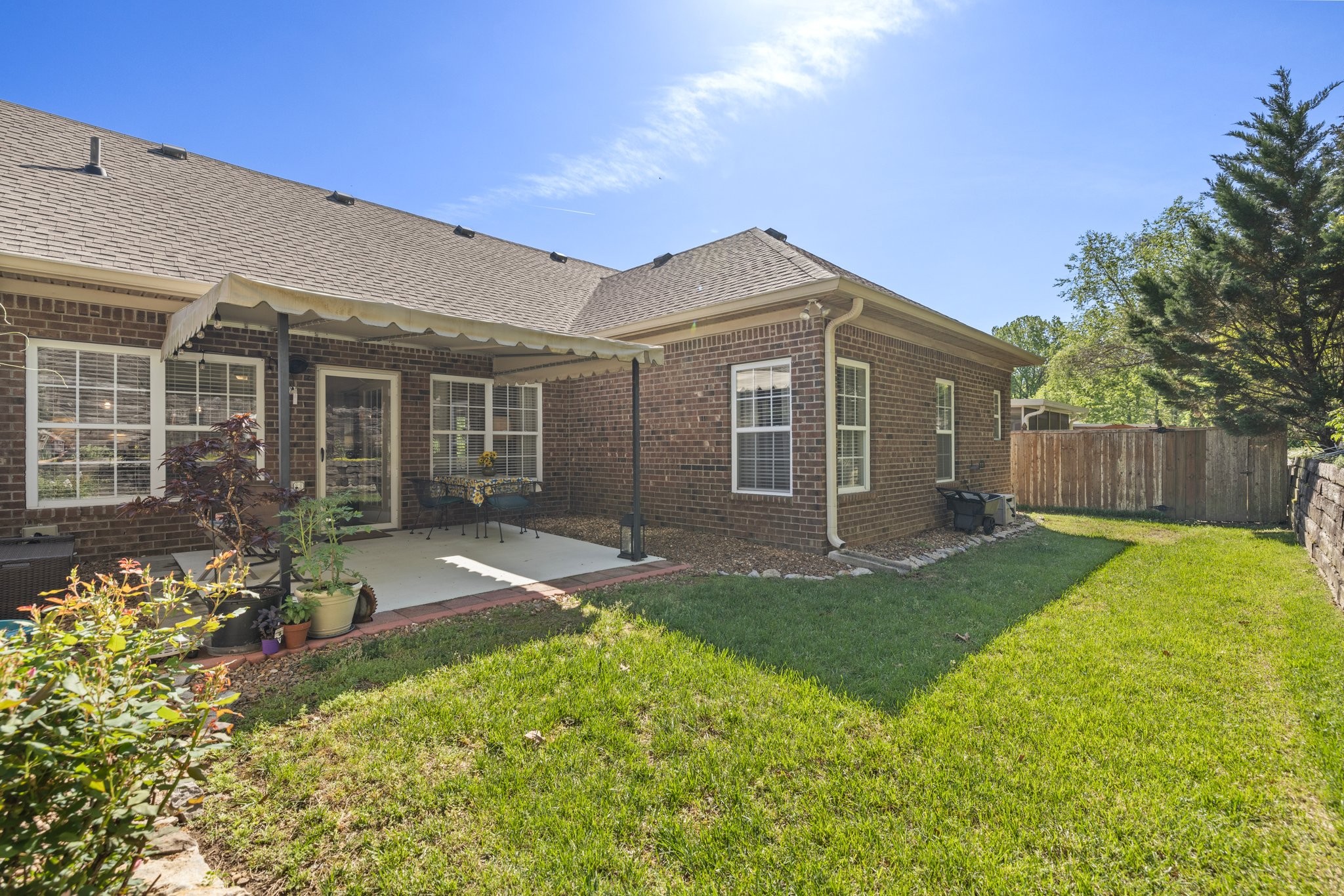 252 Wrennewood Ln