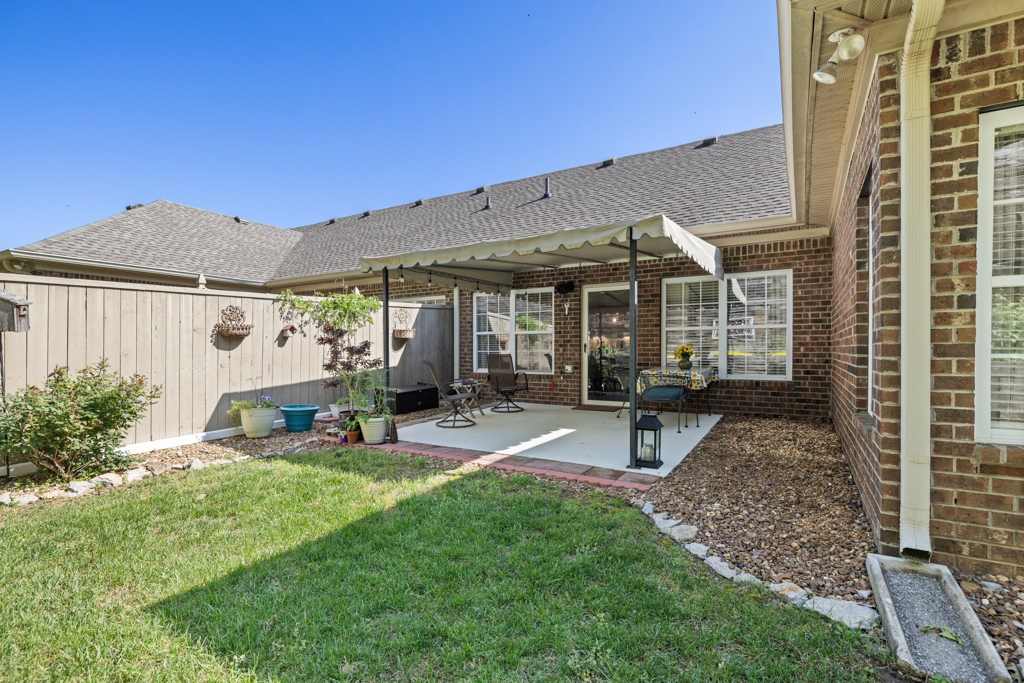 252 Wrennewood Ln