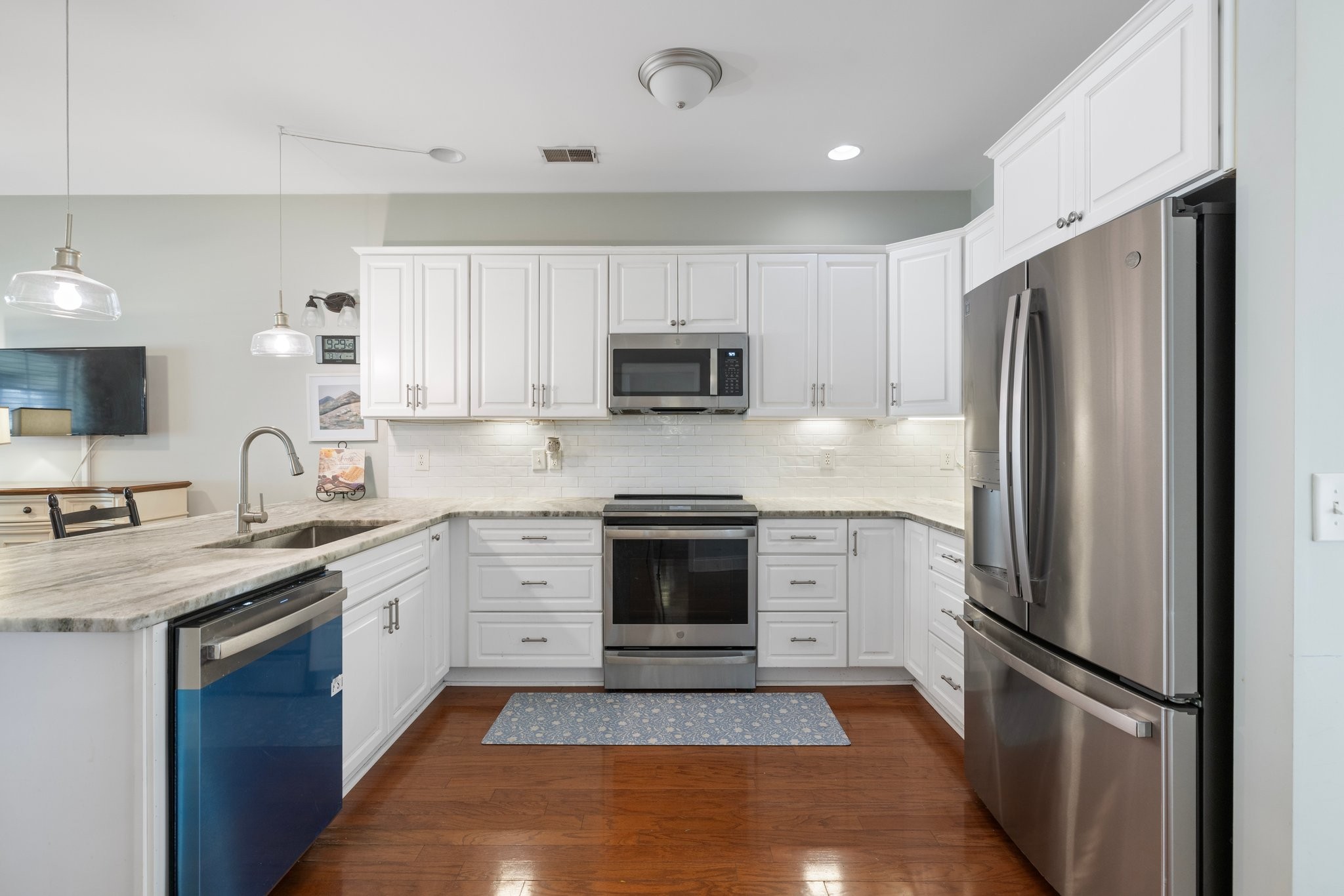 252 Wrennewood Ln
