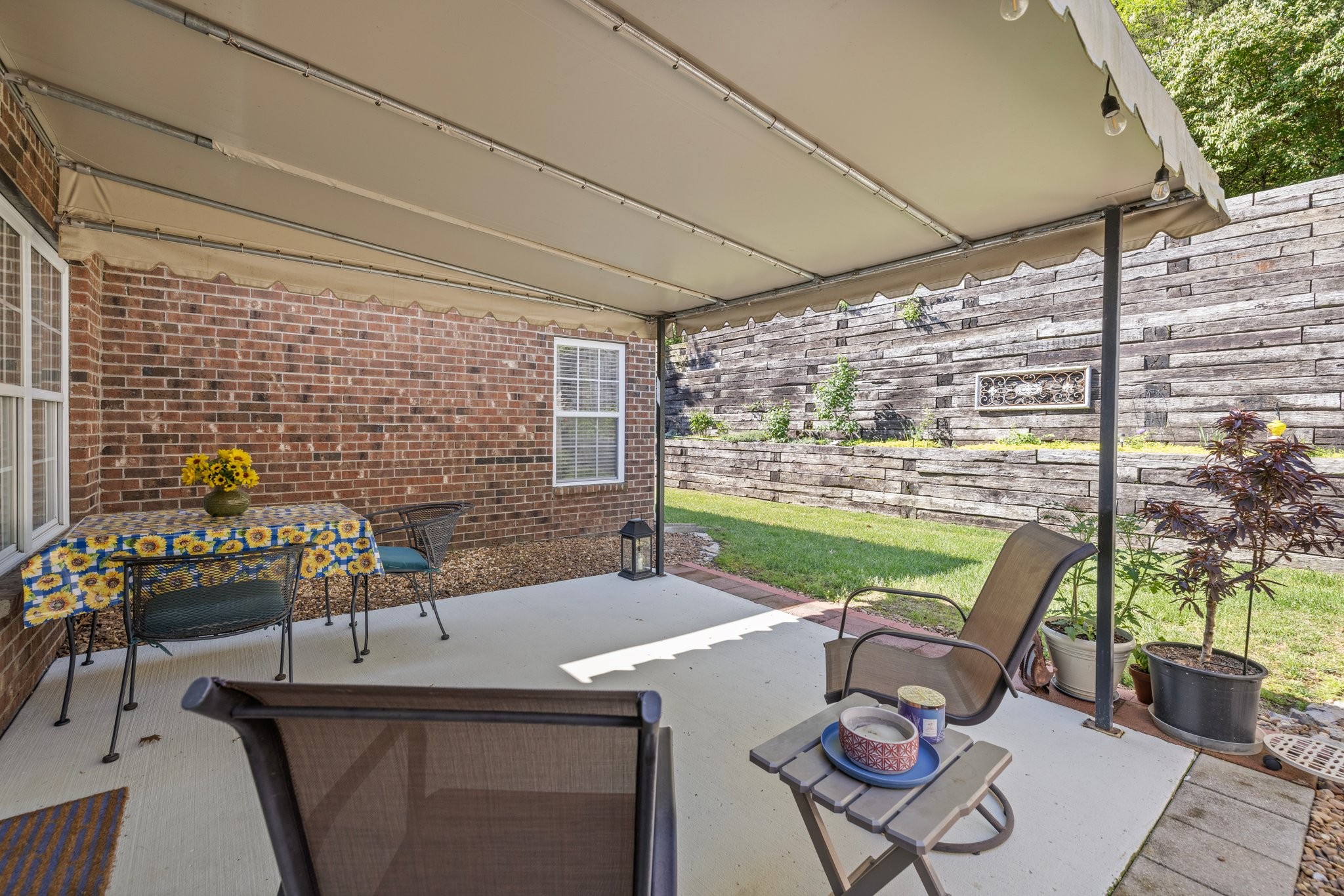 252 Wrennewood Ln