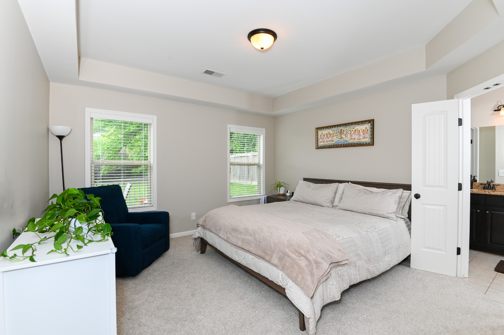 2247 Castleman Dr