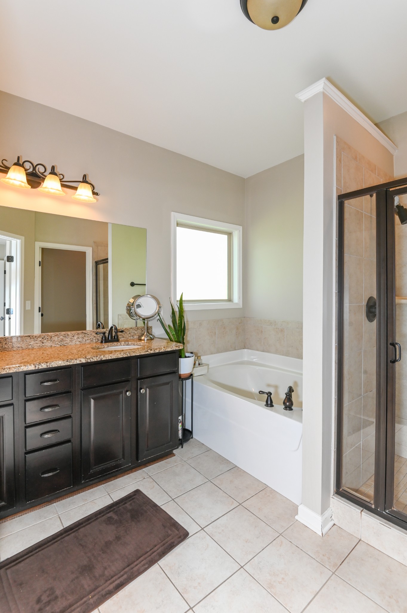 2247 Castleman Dr