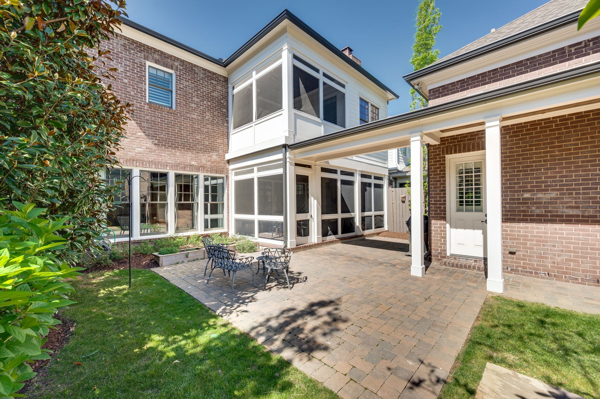3649 Richland Ave