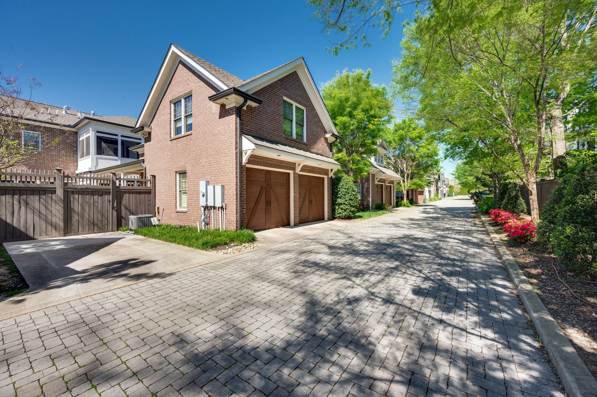 3649 Richland Ave