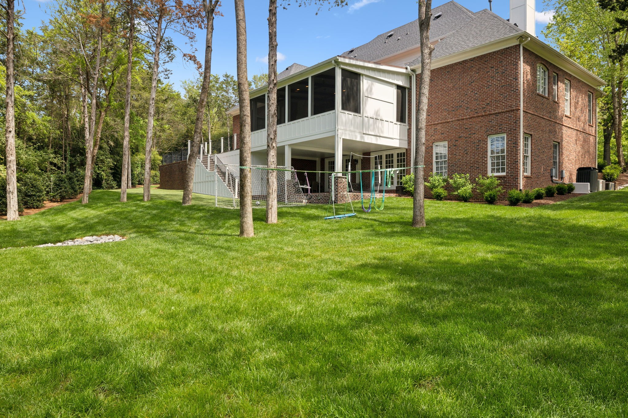 3045 Flagstone Dr
