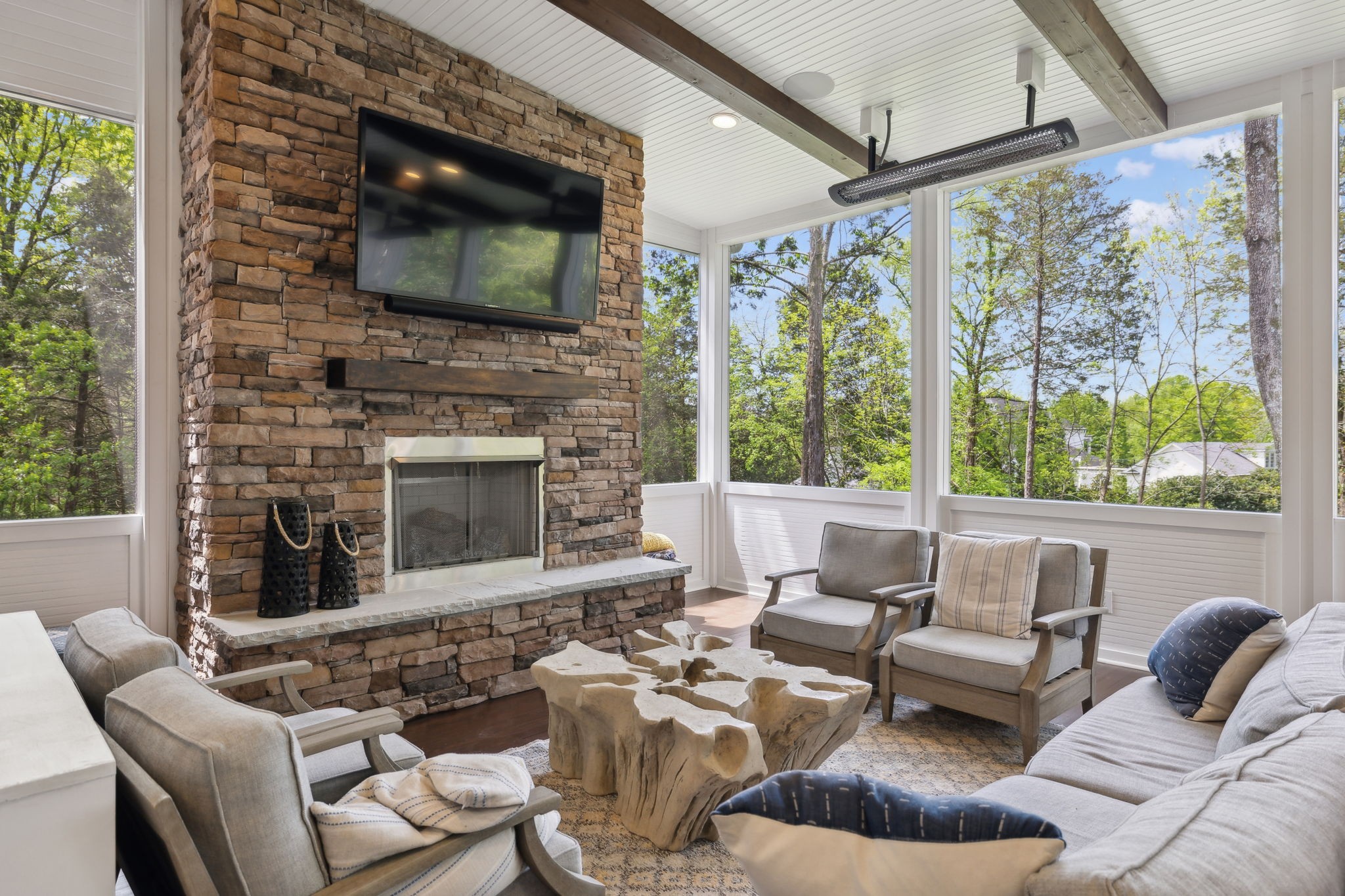 3045 Flagstone Dr