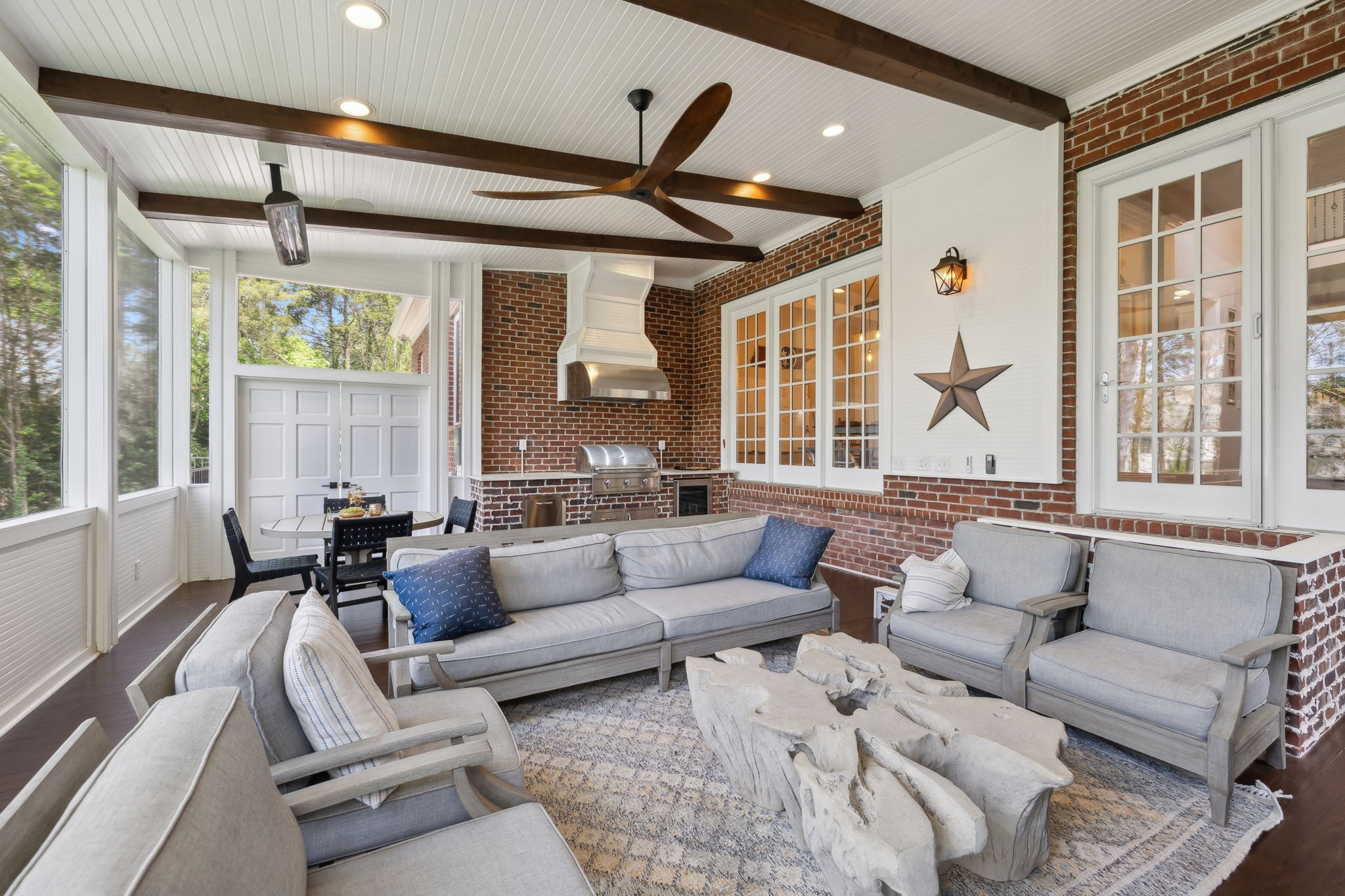 3045 Flagstone Dr