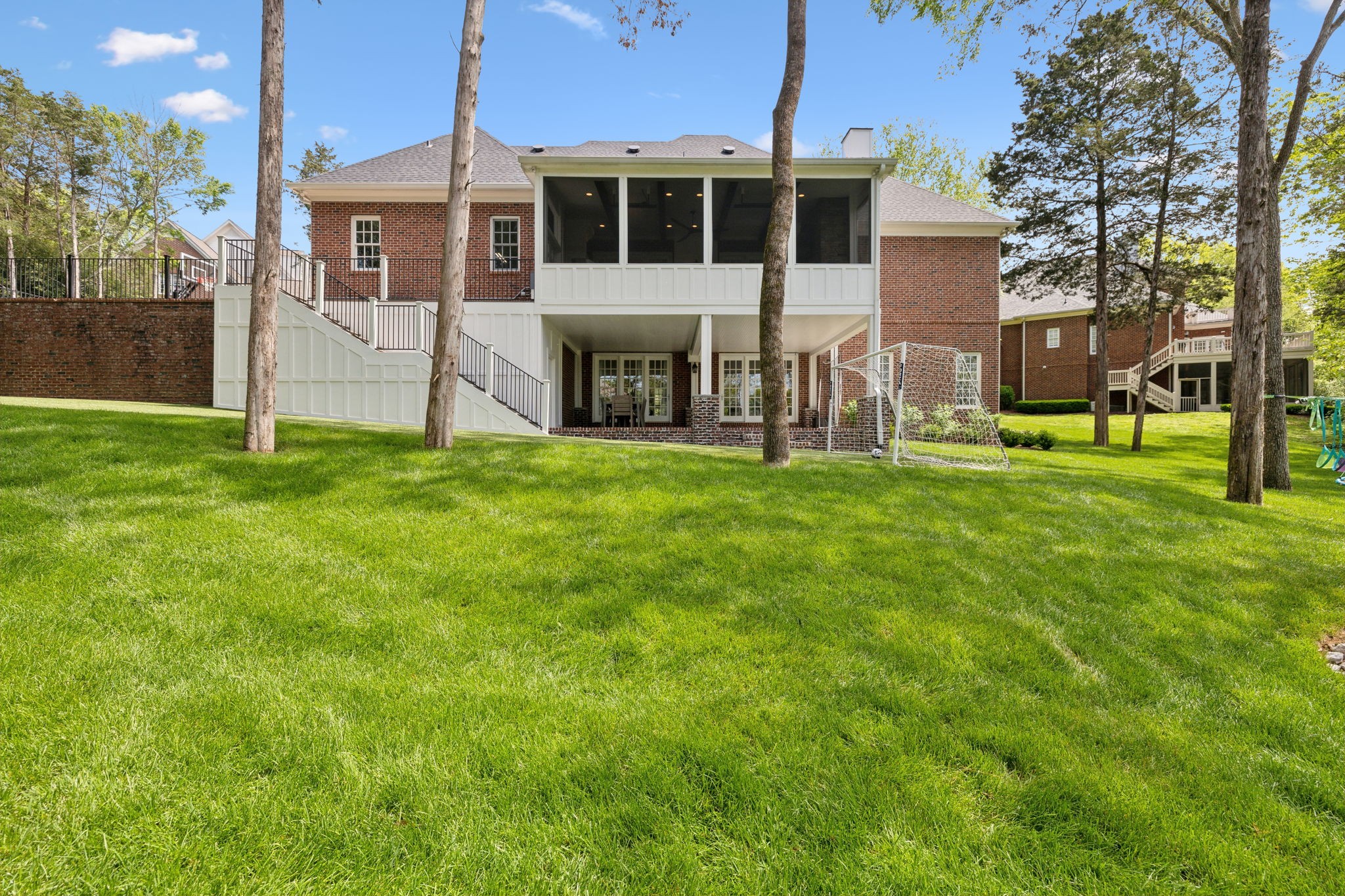 3045 Flagstone Dr