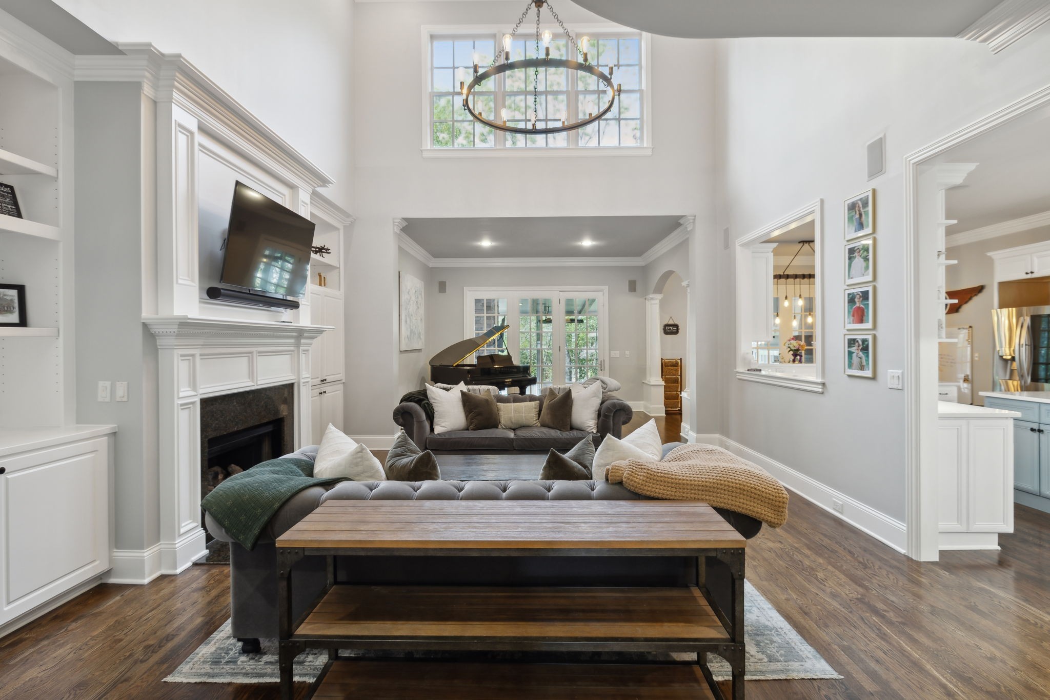 3045 Flagstone Dr
