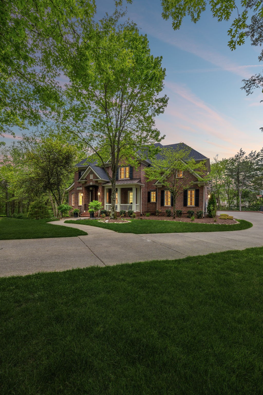 3045 Flagstone Dr