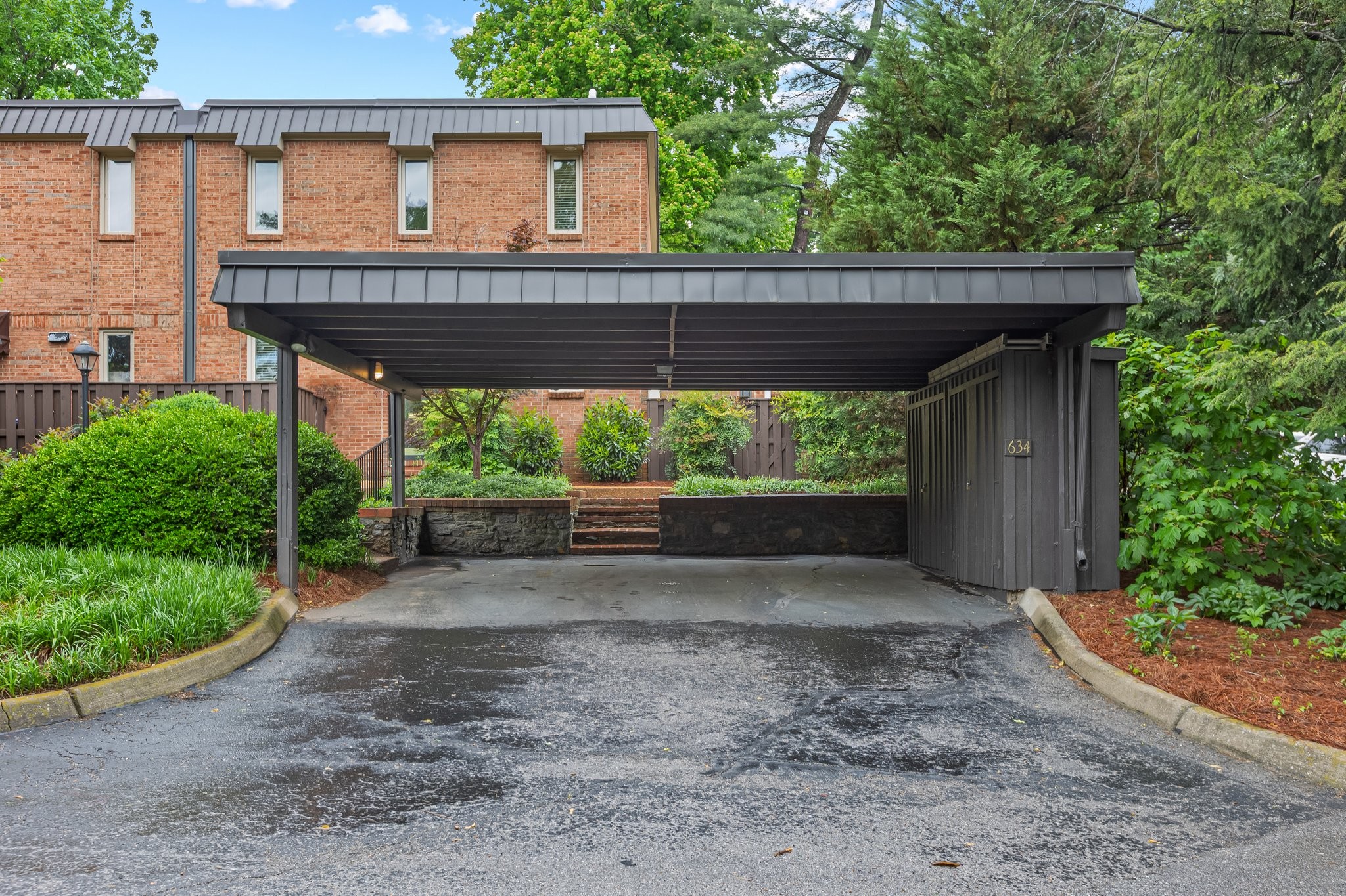 634 Timber Ln