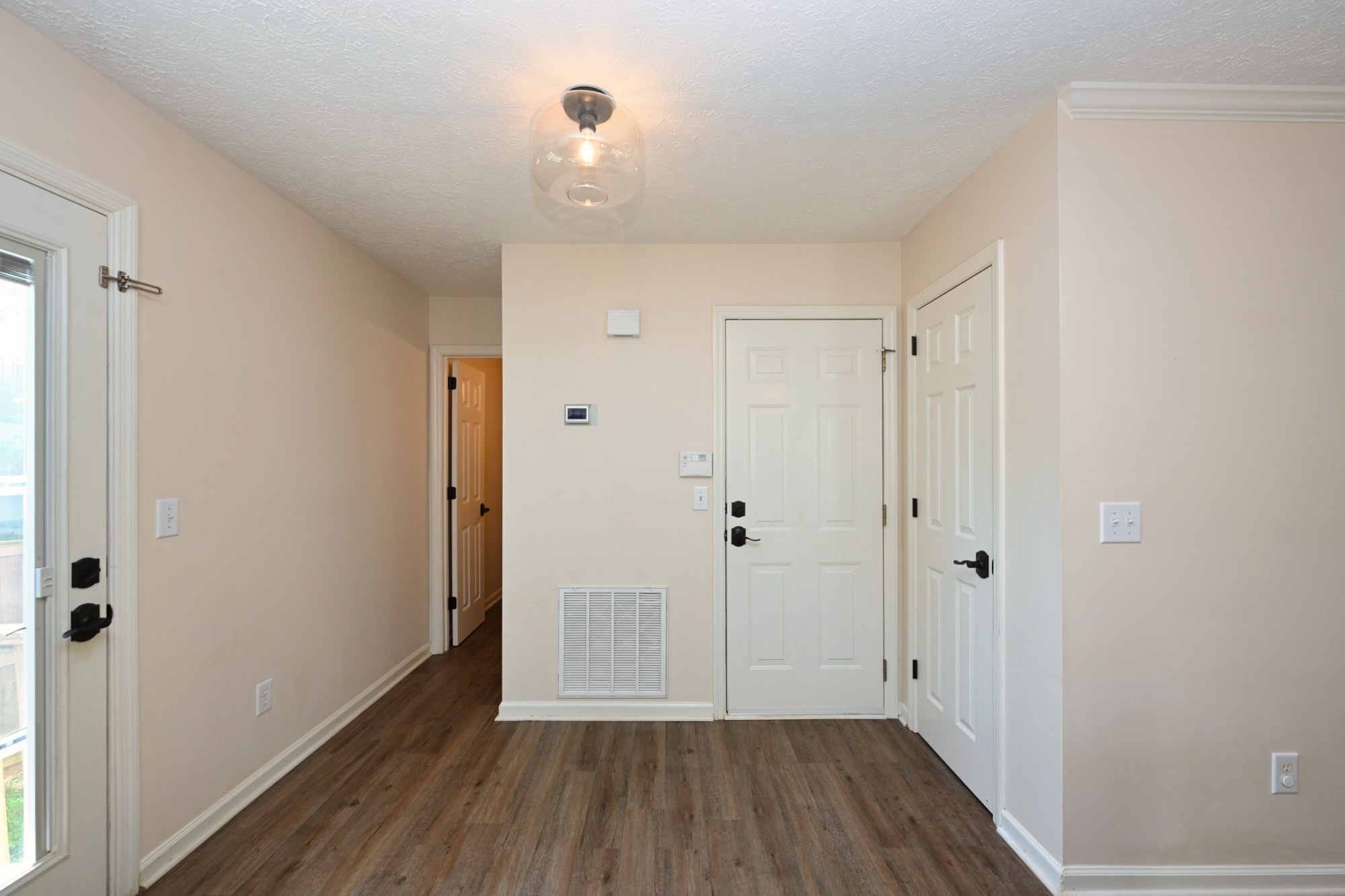 42 Prescott Pl