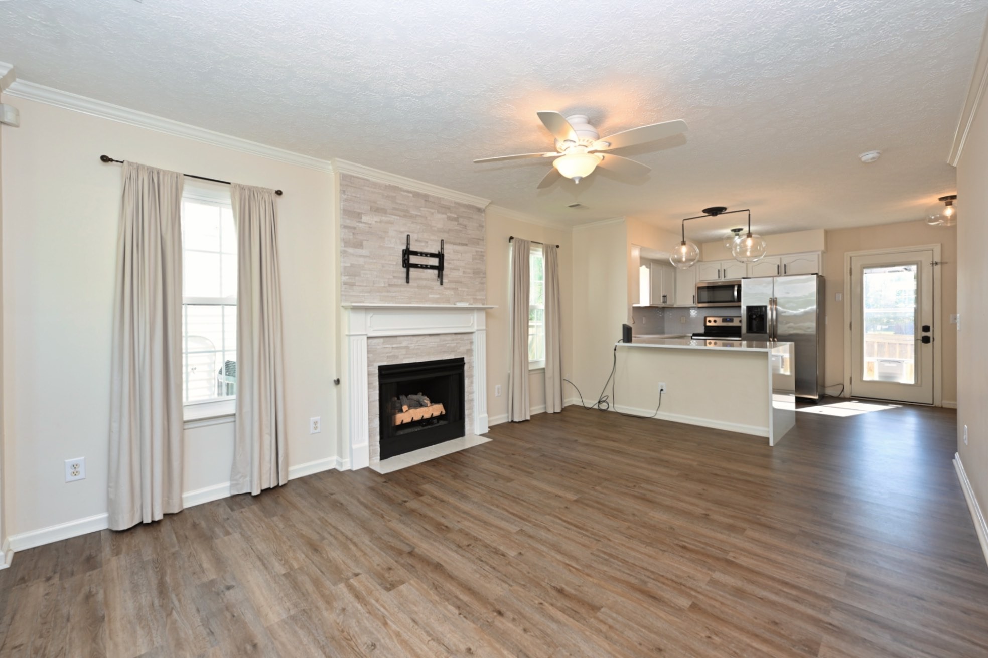 42 Prescott Pl