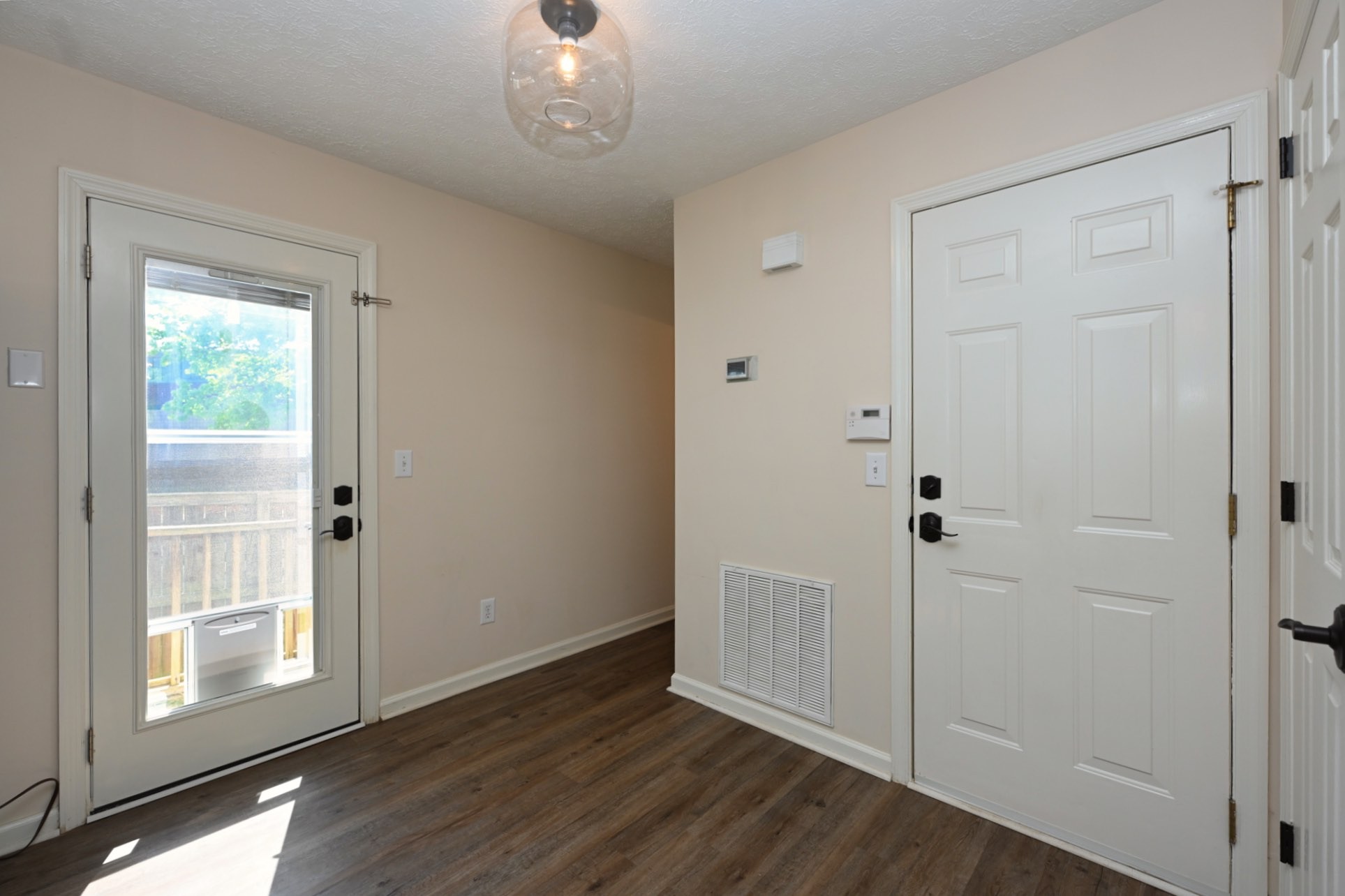 42 Prescott Pl