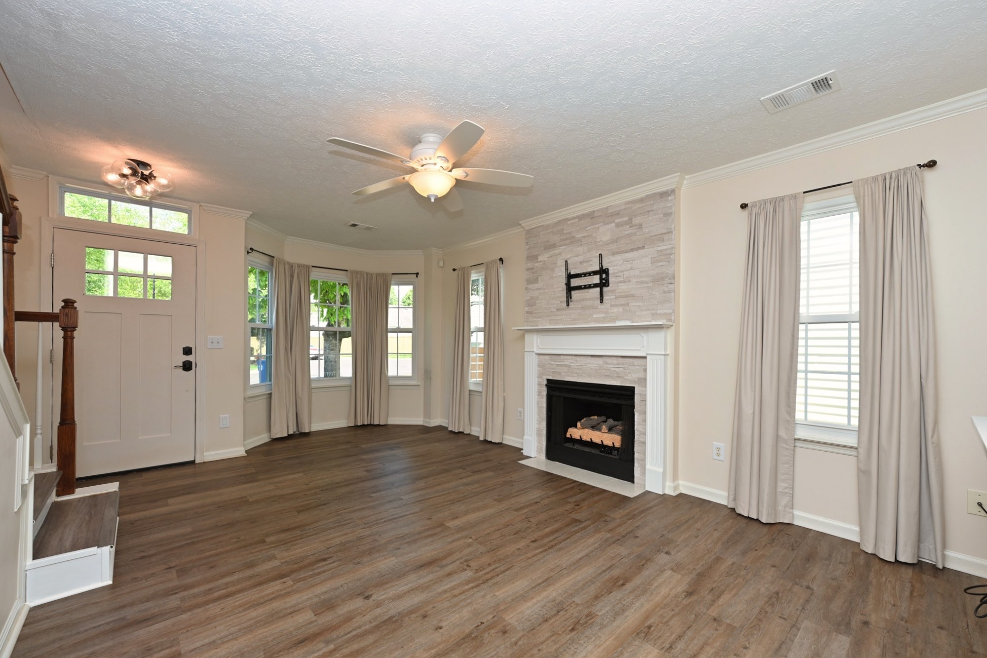 42 Prescott Pl