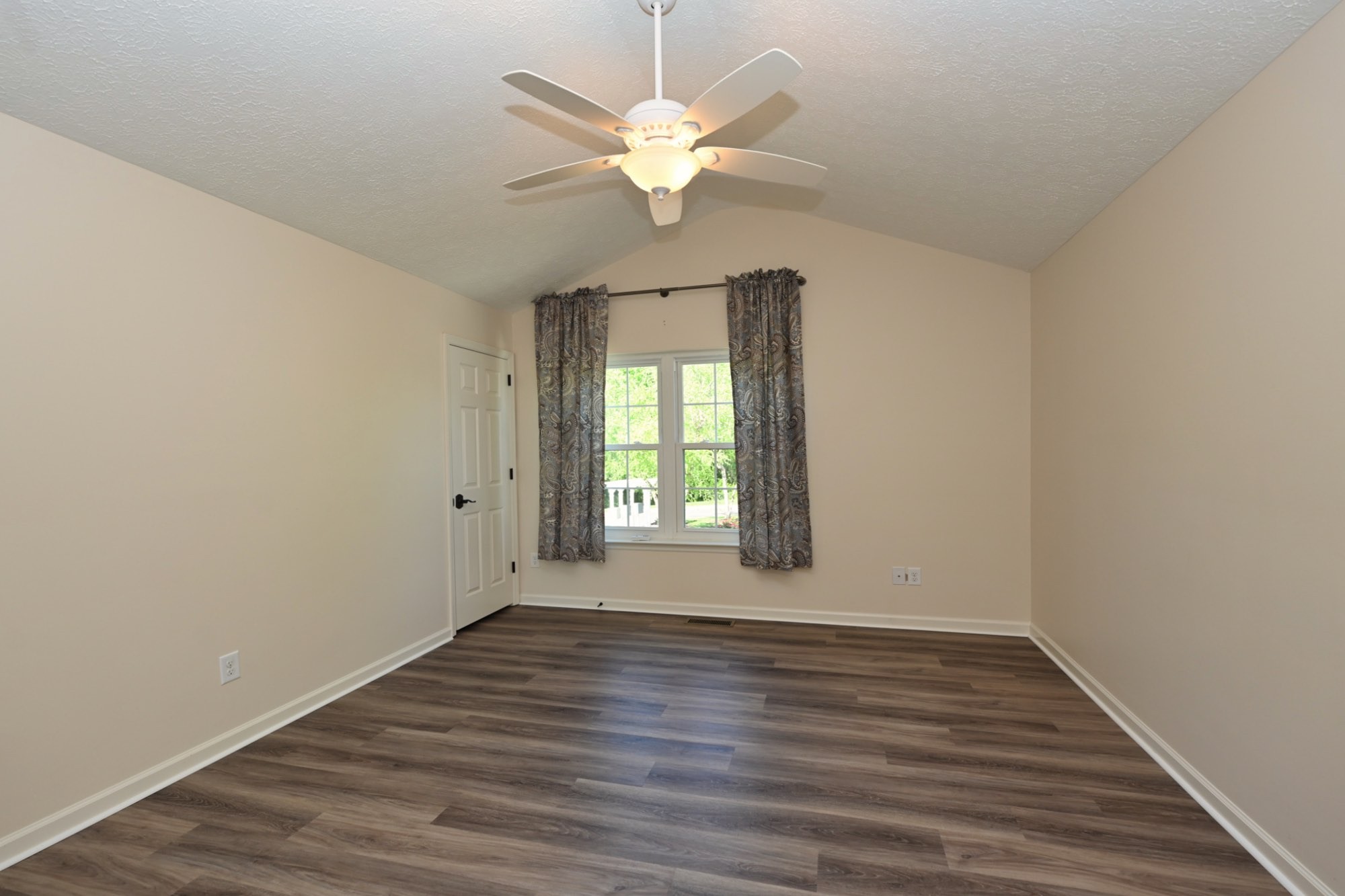 42 Prescott Pl