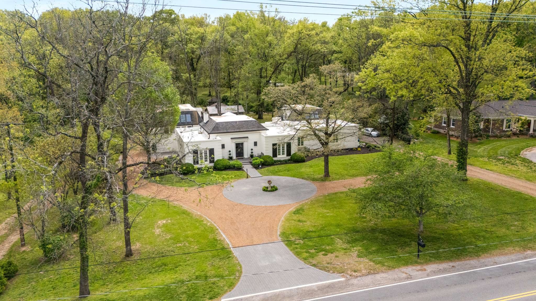 305 Davidson Rd
