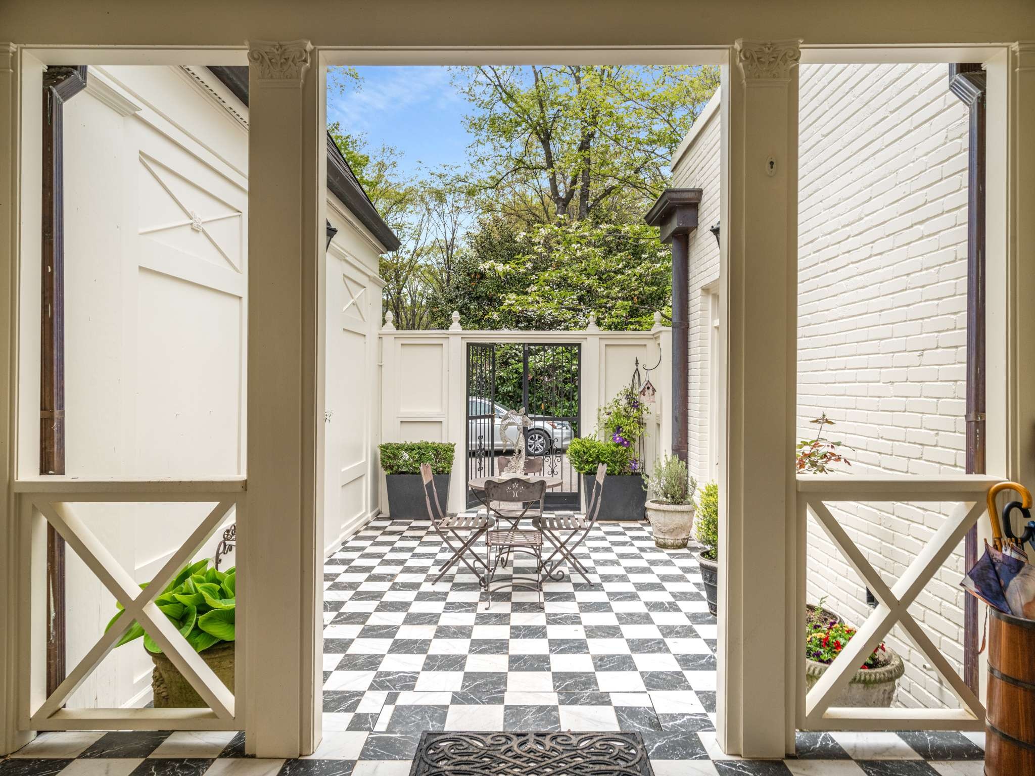 305 Davidson Rd