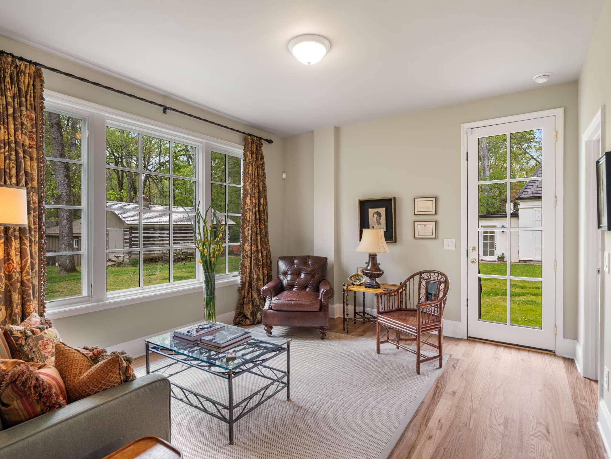 305 Davidson Rd