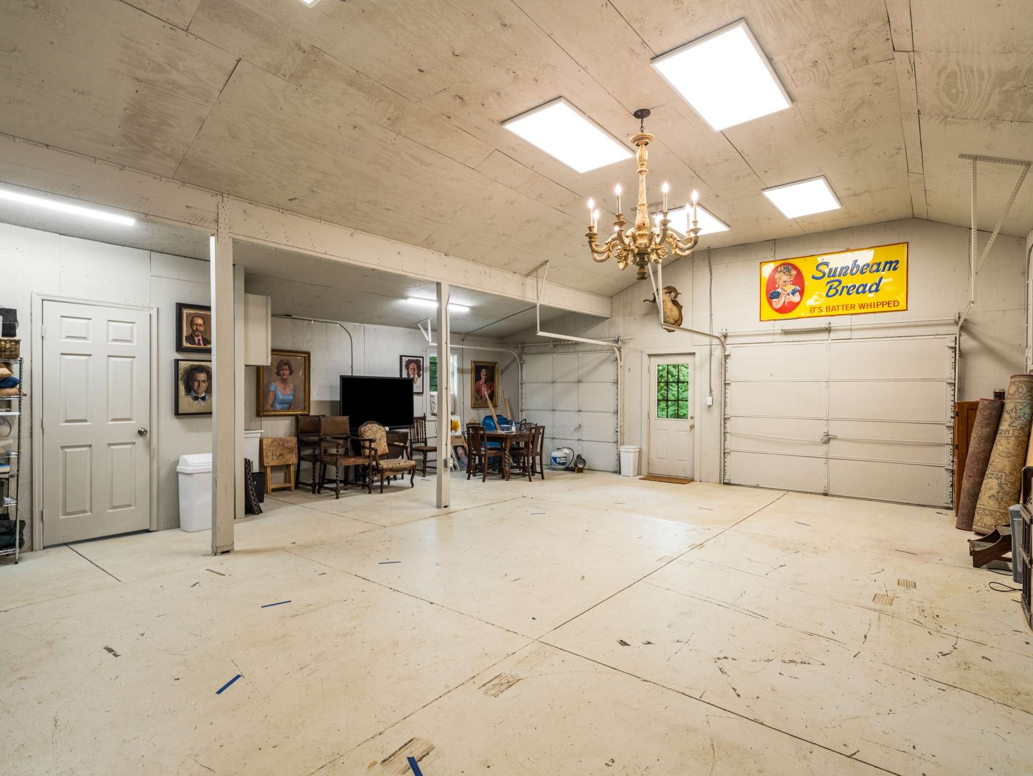 305 Davidson Rd
