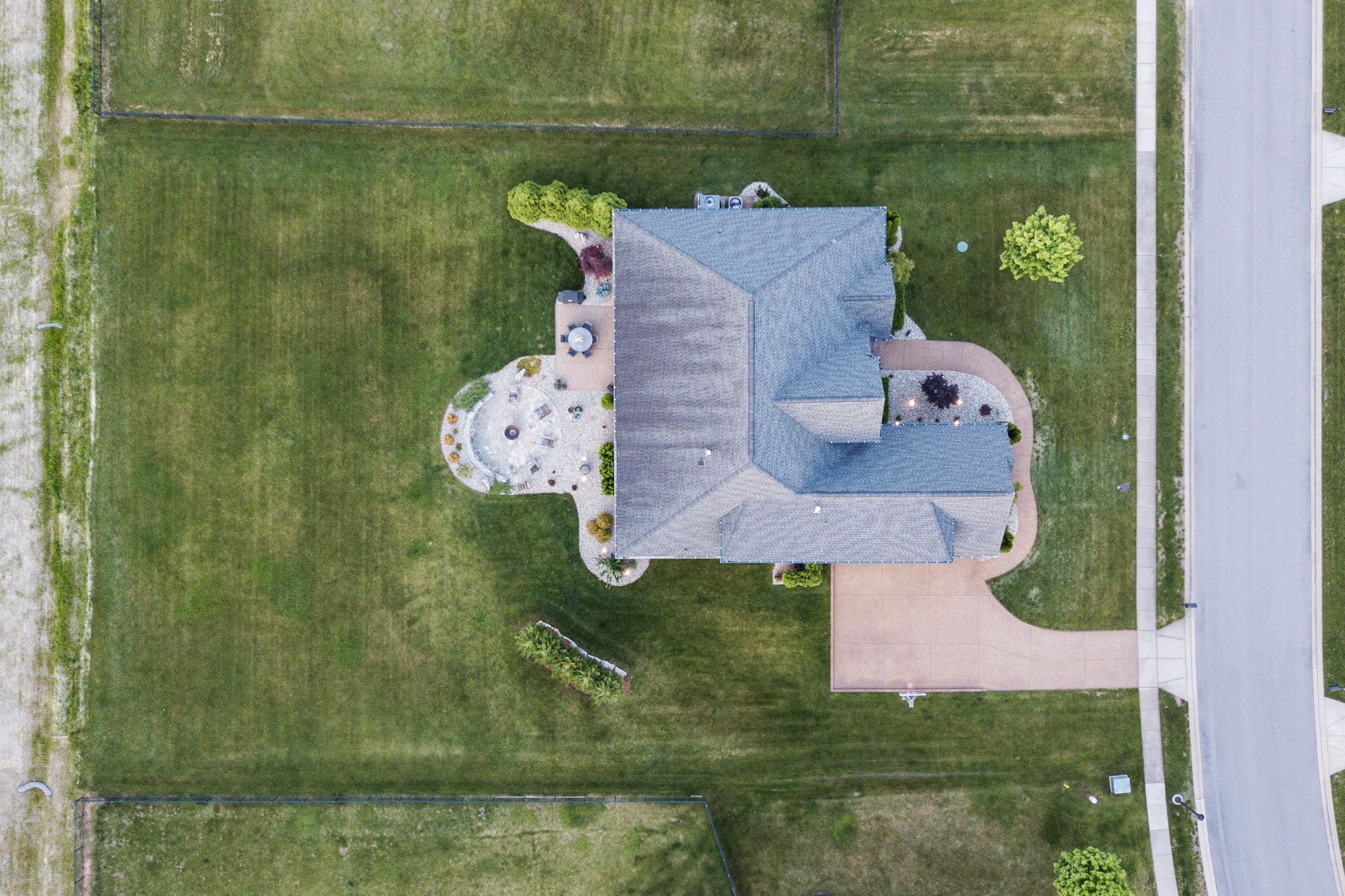 9232 Holstein Dr