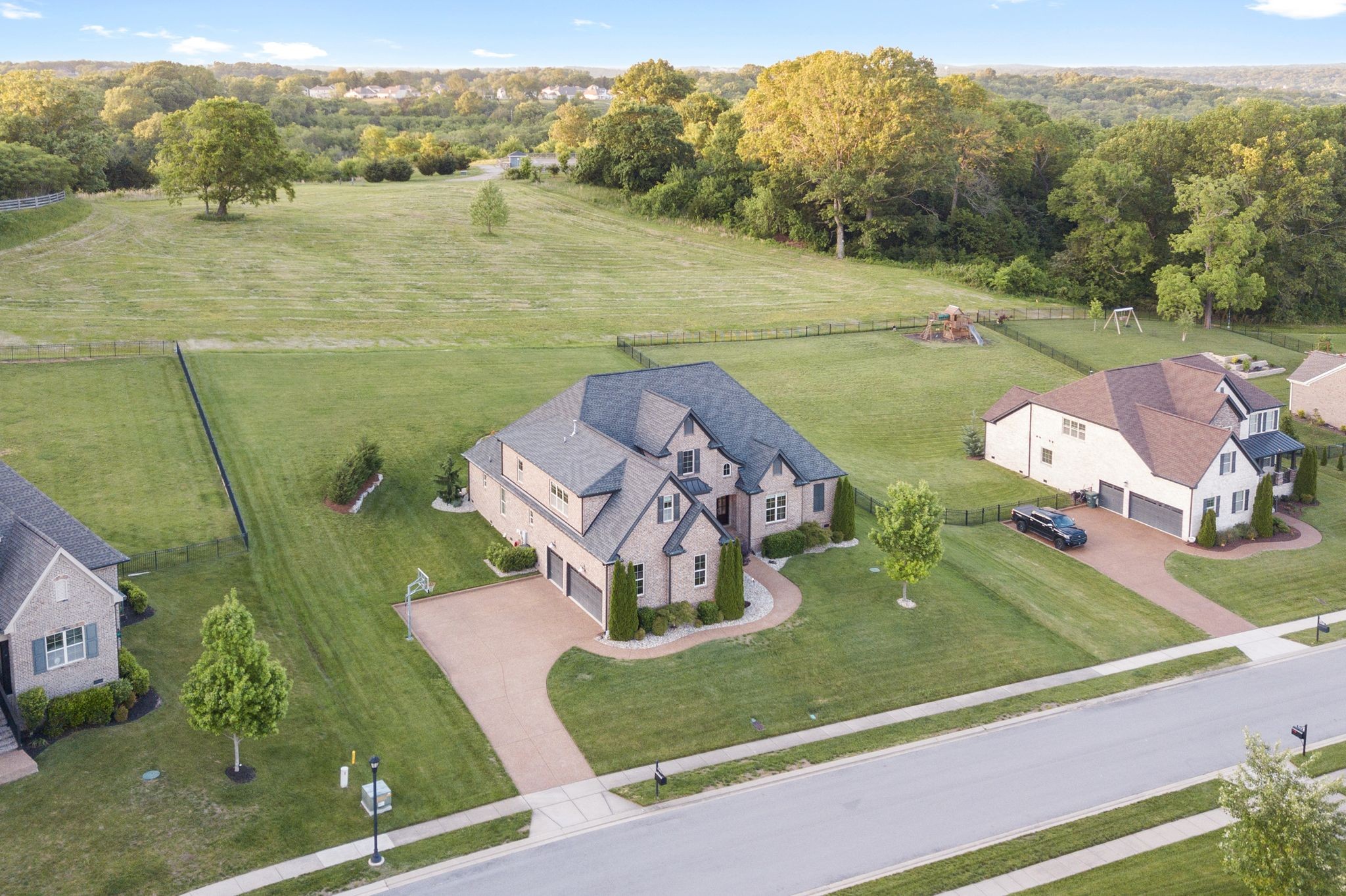 9232 Holstein Dr