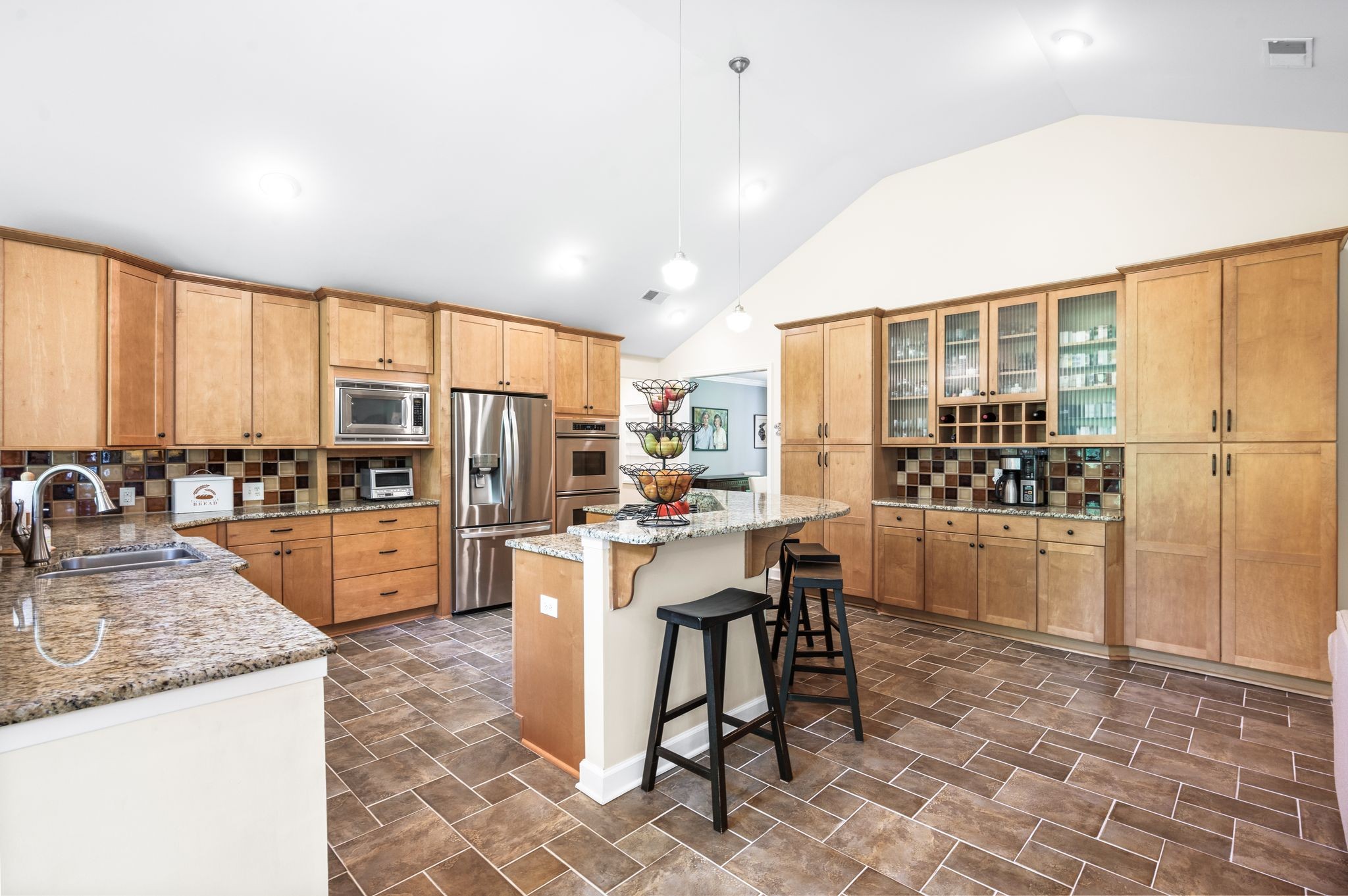 6212 Gardendale Dr
