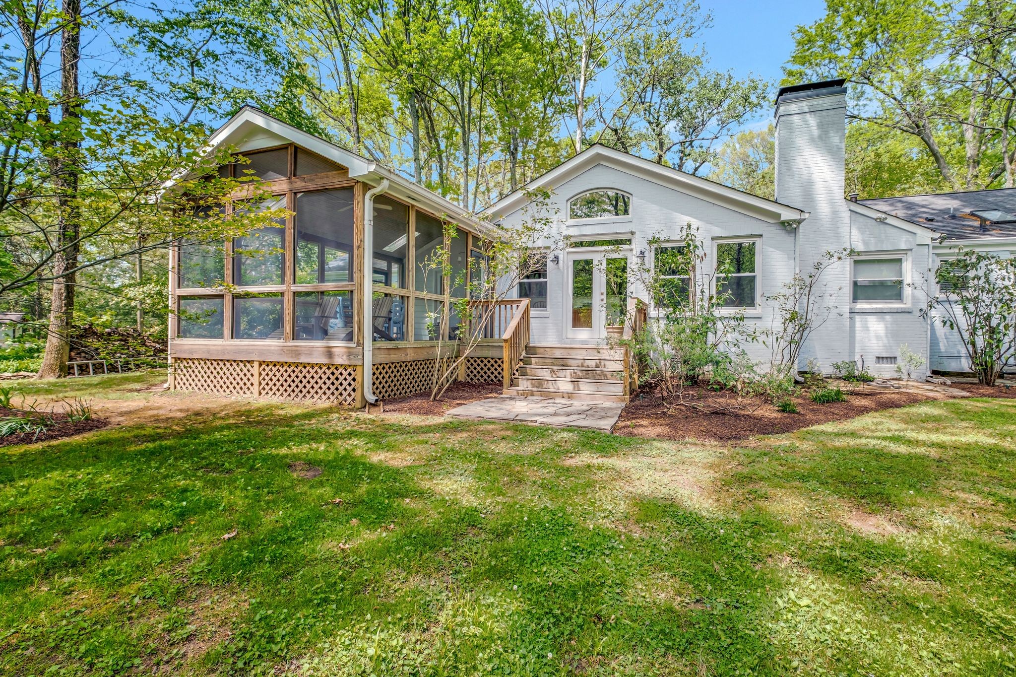6212 Gardendale Dr