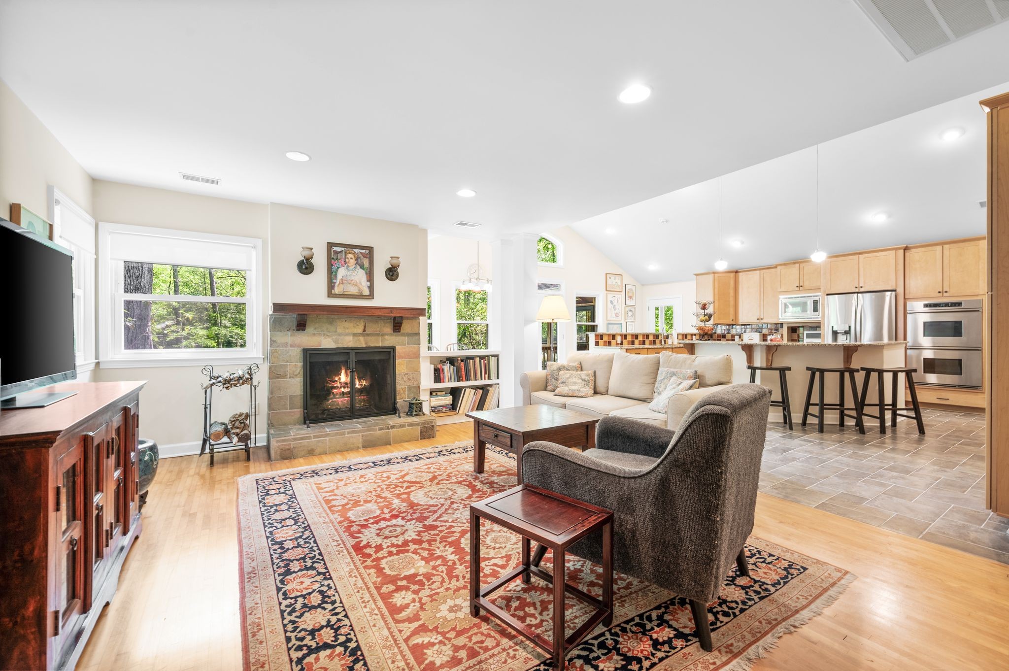 6212 Gardendale Dr