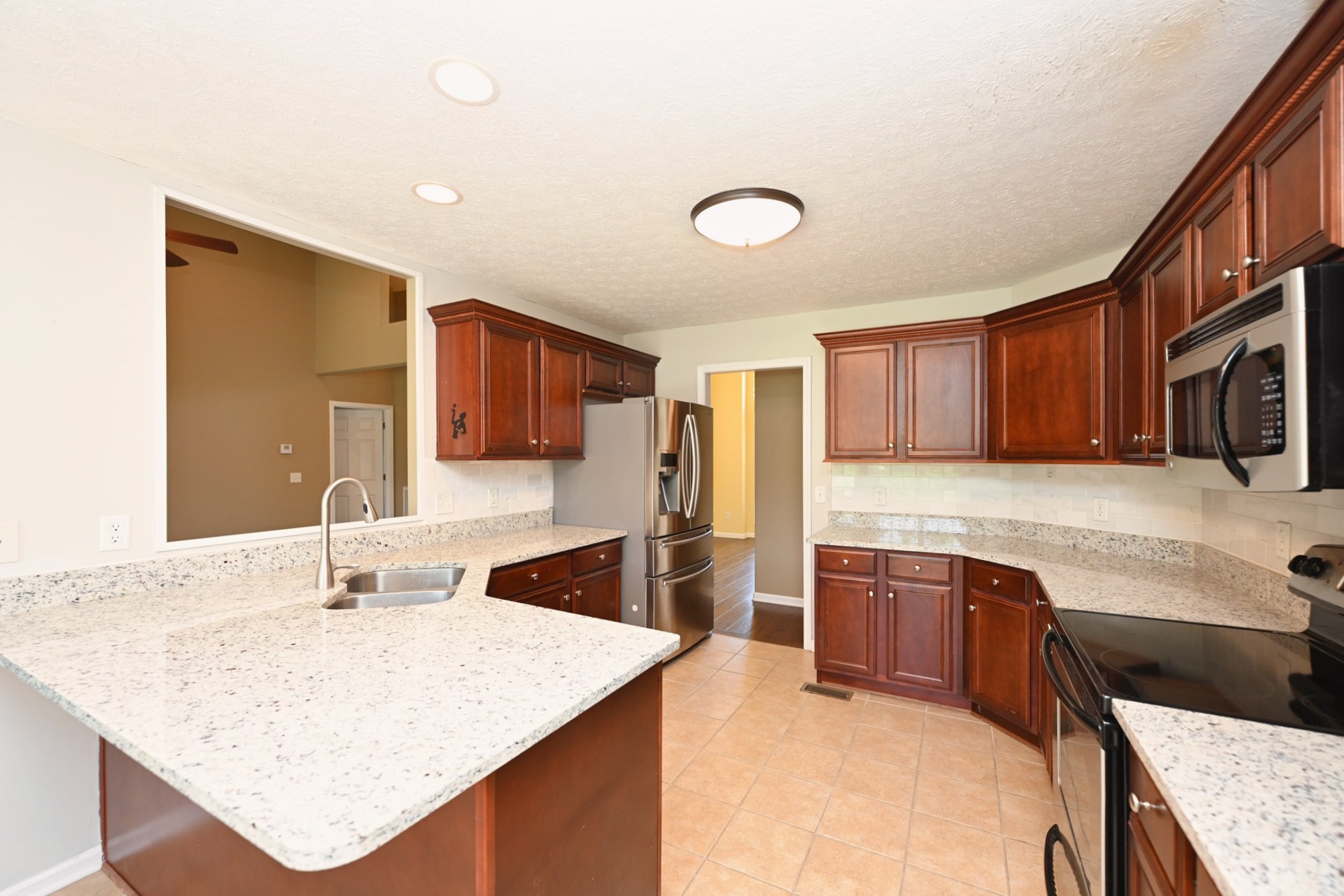 218 Thoroughbred Way