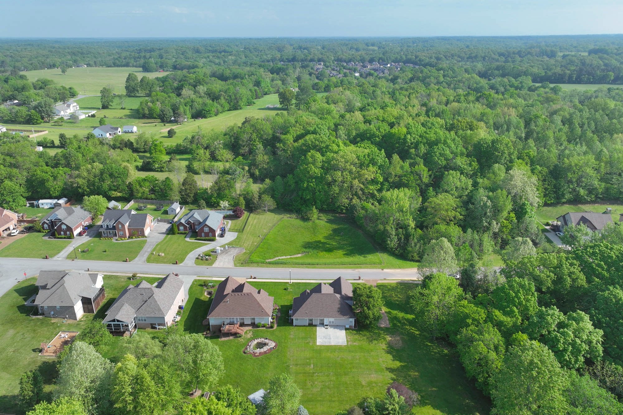 218 Thoroughbred Way