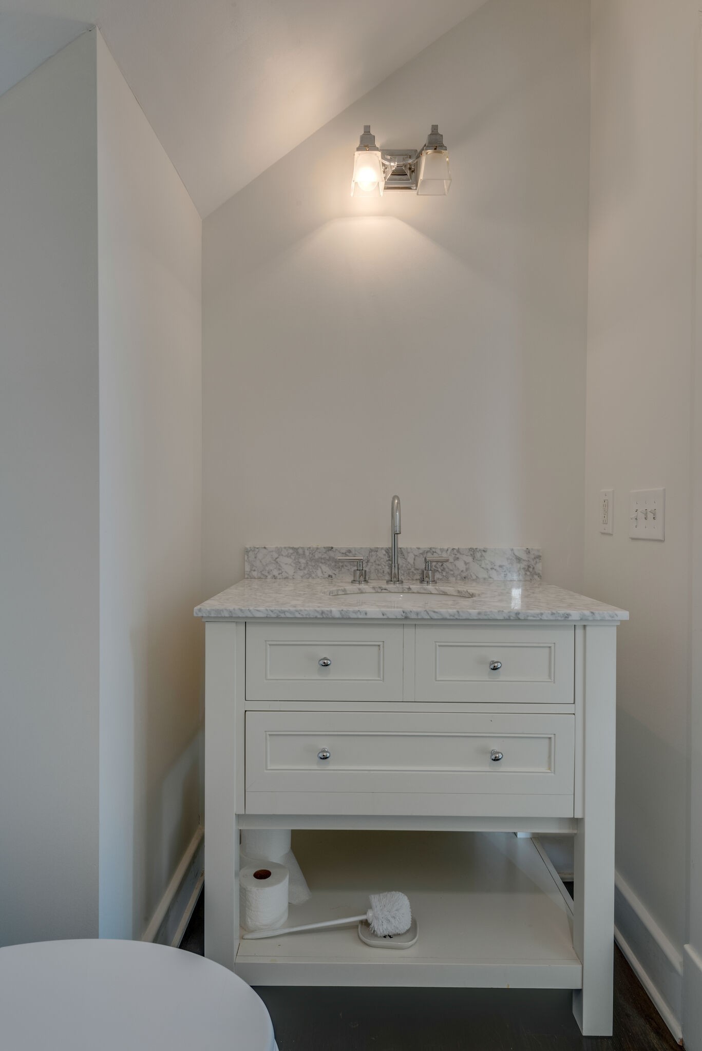 227 Carden Ave Unit: A